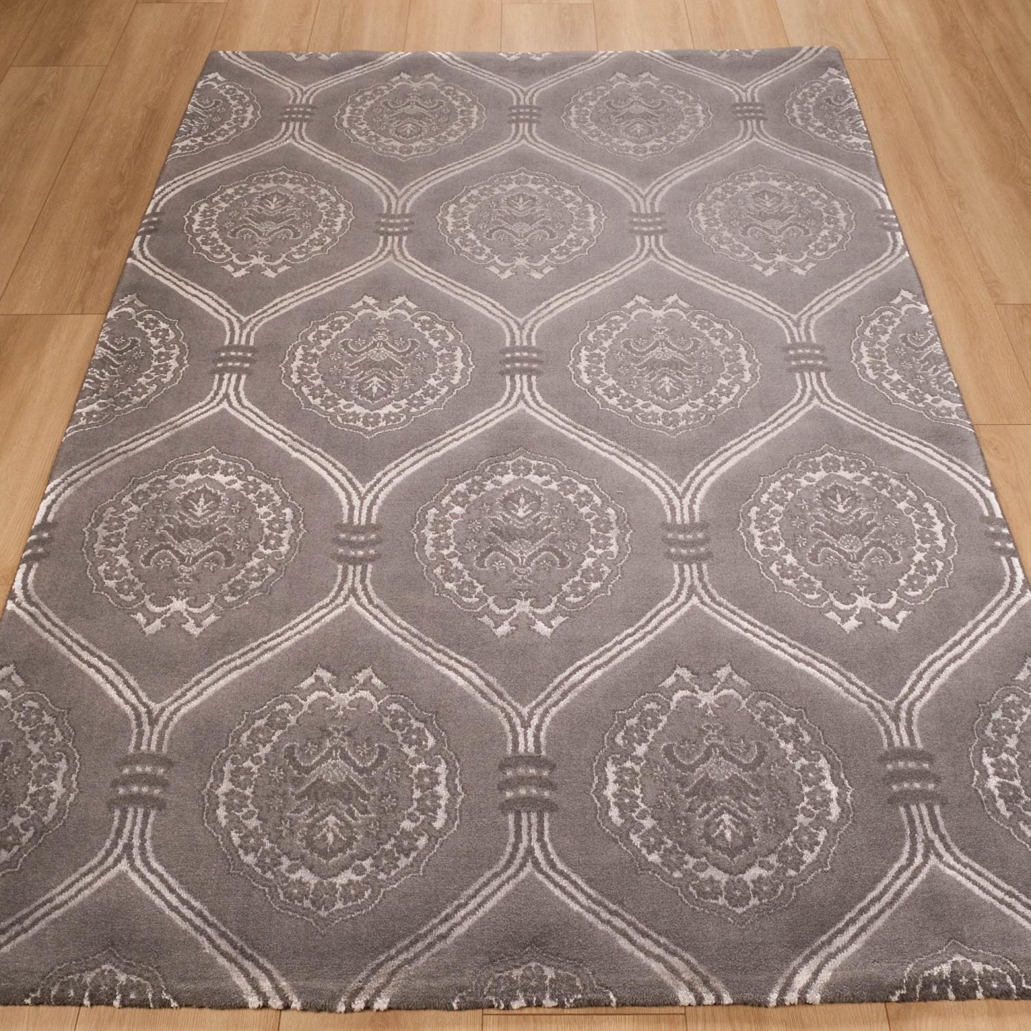 Damask Desenli Makine Dokuma Halı