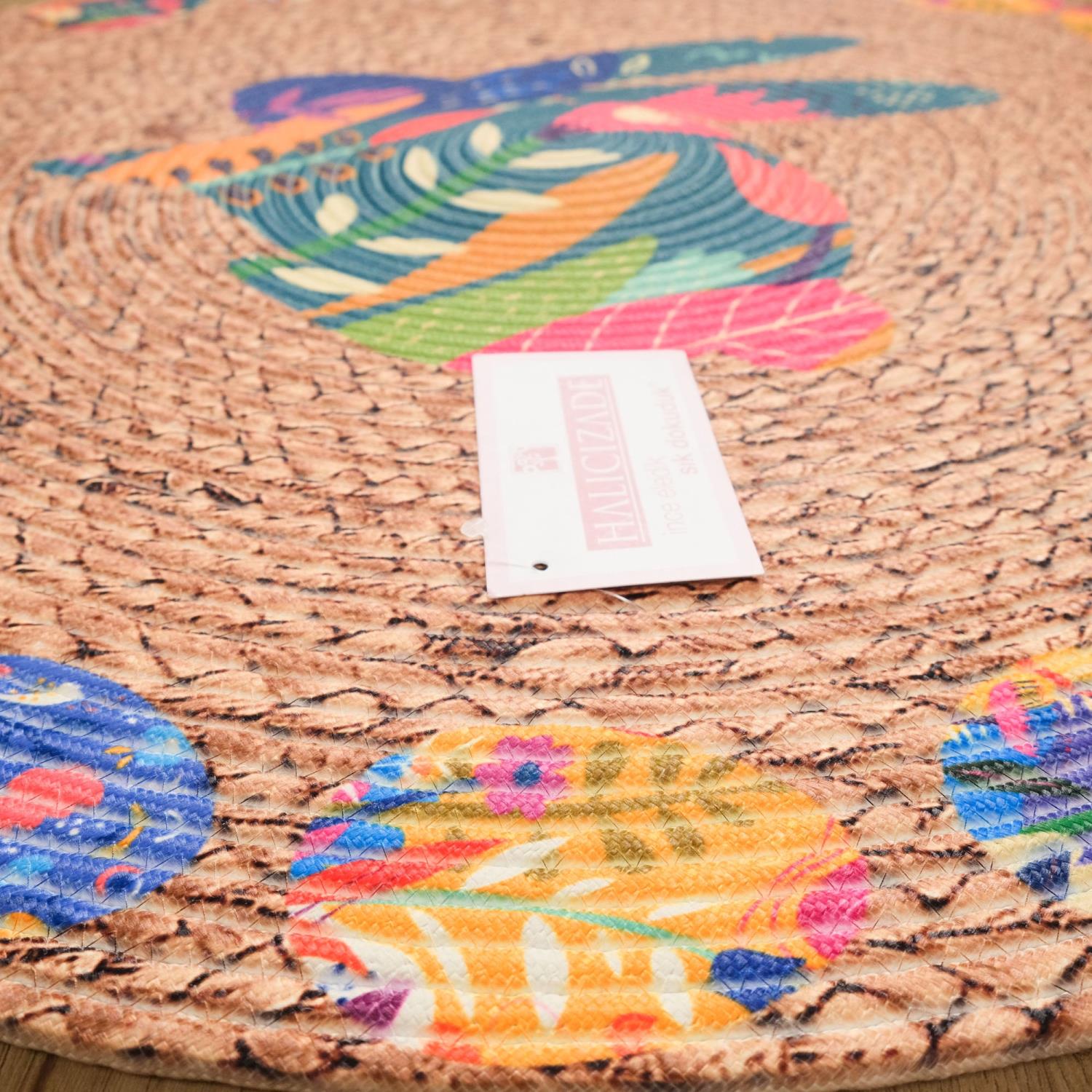 Doğuş Halı Çiçek Desenli Makine Dokuma Halı