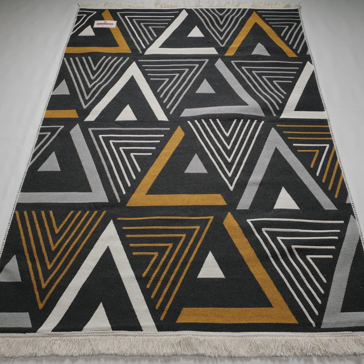 Kehribar Serisi Geometrik Desenli Makine Dokuma Genç Odası Kilim