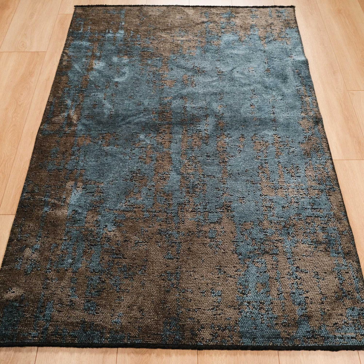 Eko Halı Tribal Soyut Desenli Makine Dokuma Halı