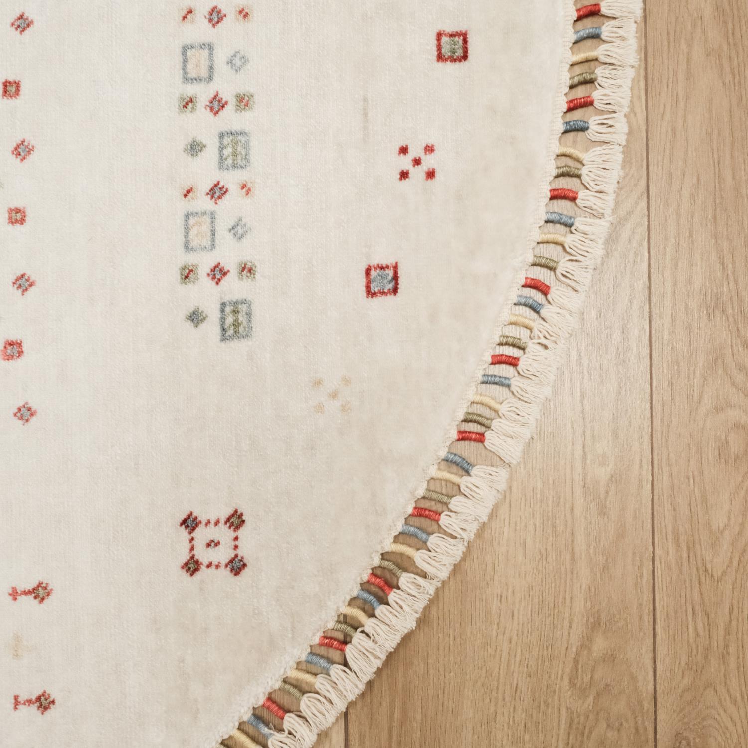 Zara Serisi Anadolu Desenli Yuvarlak Krem Halı