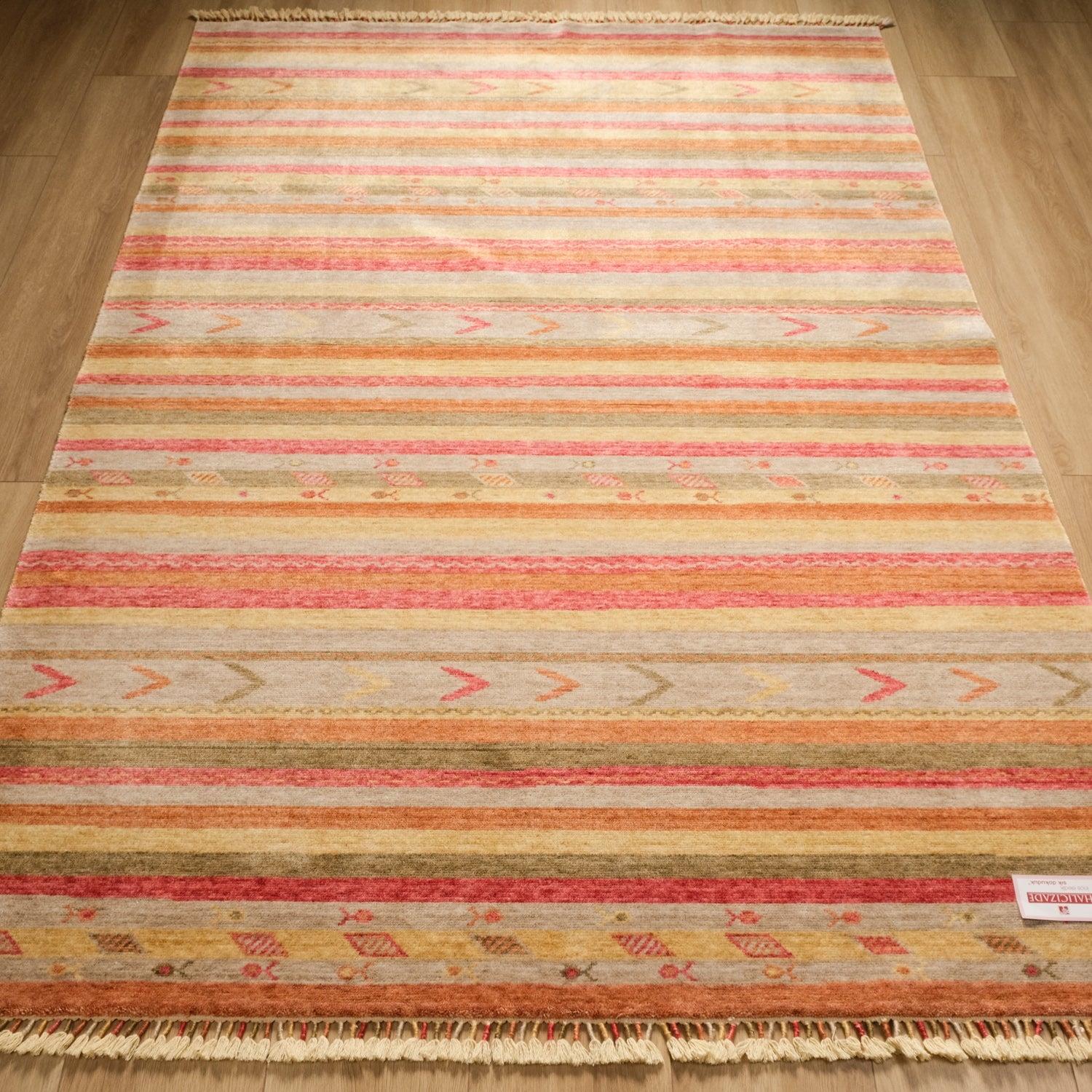 Zara Series Line Patterned Machine Woven Carpet
