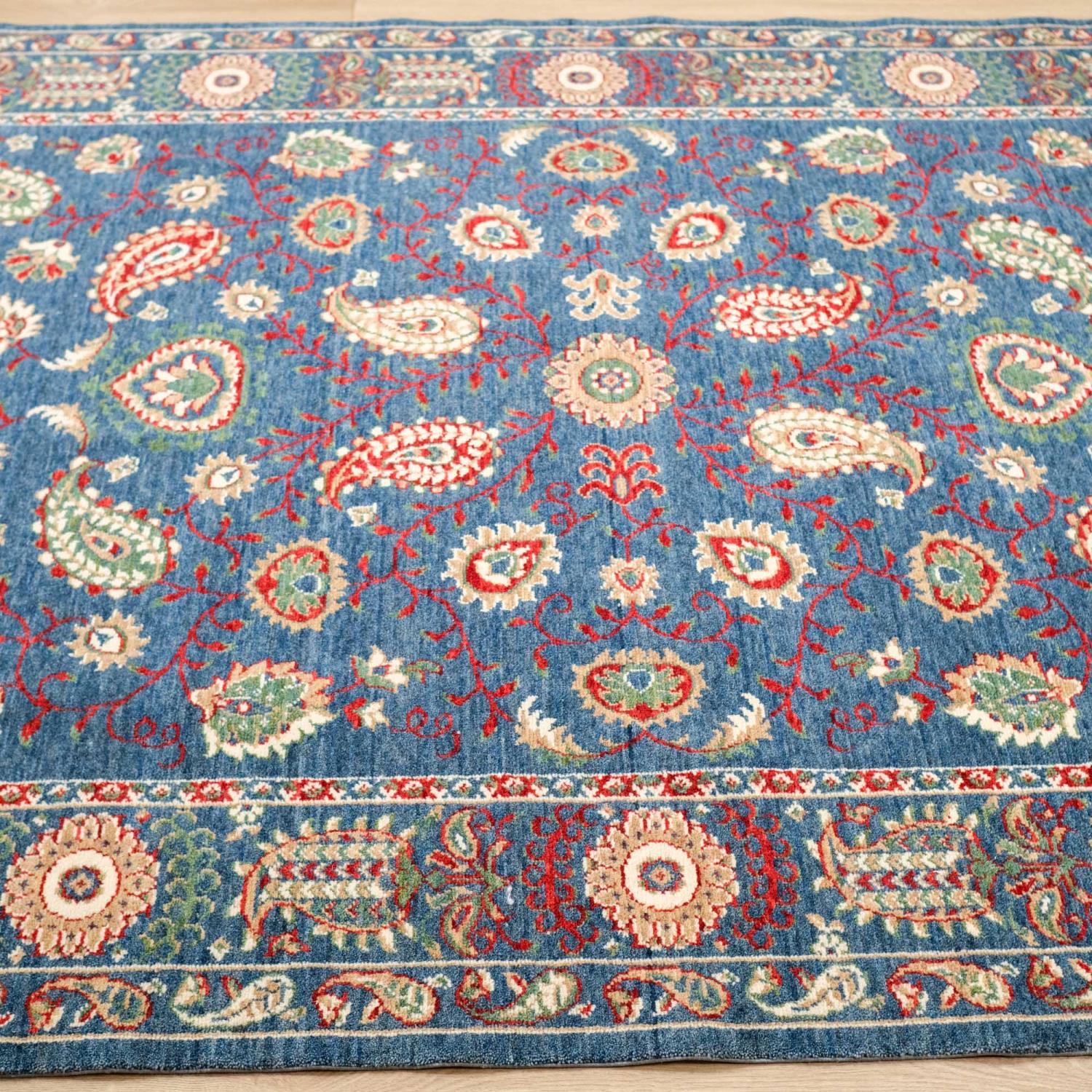 Eko Halı Zara Uşak Desenli Makine Dokuma Halı