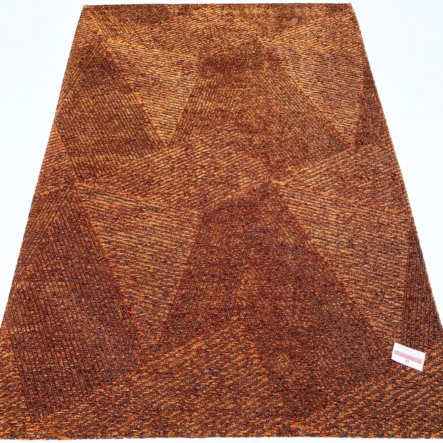 Geometrik Desenli Makine Dokuma Halı