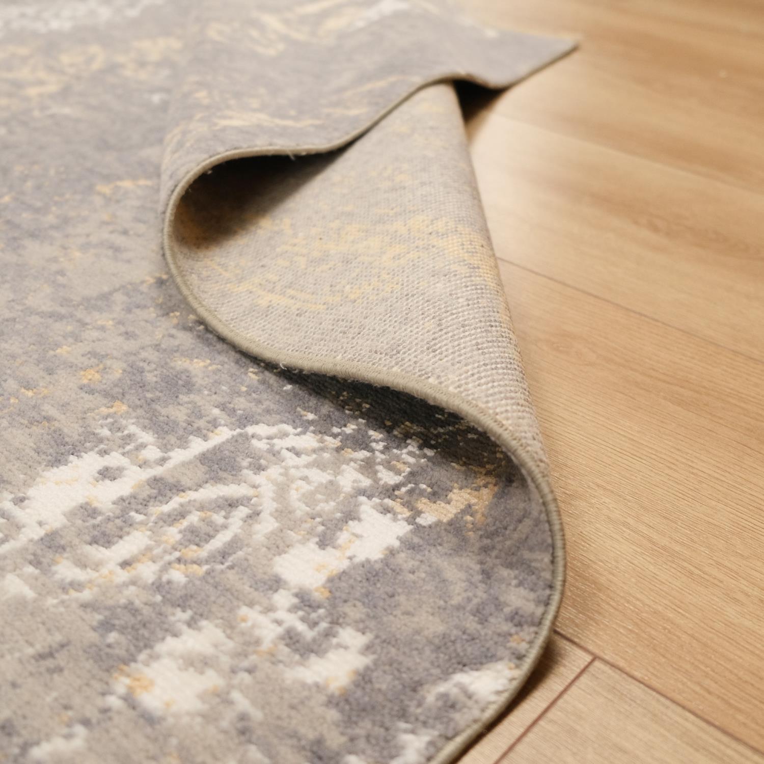 Heritage Series Abstract Patterned Machine Woven Carpet