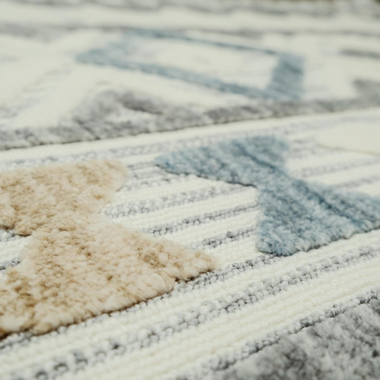 Scandinavian Patterned Machine Woven Carpet