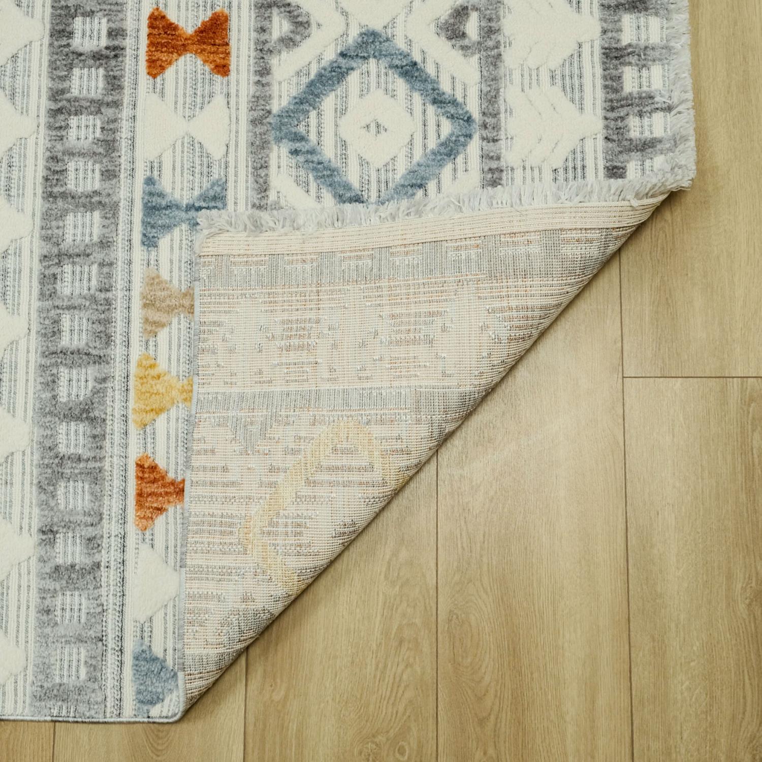 Scandinavian Patterned Machine Woven Carpet