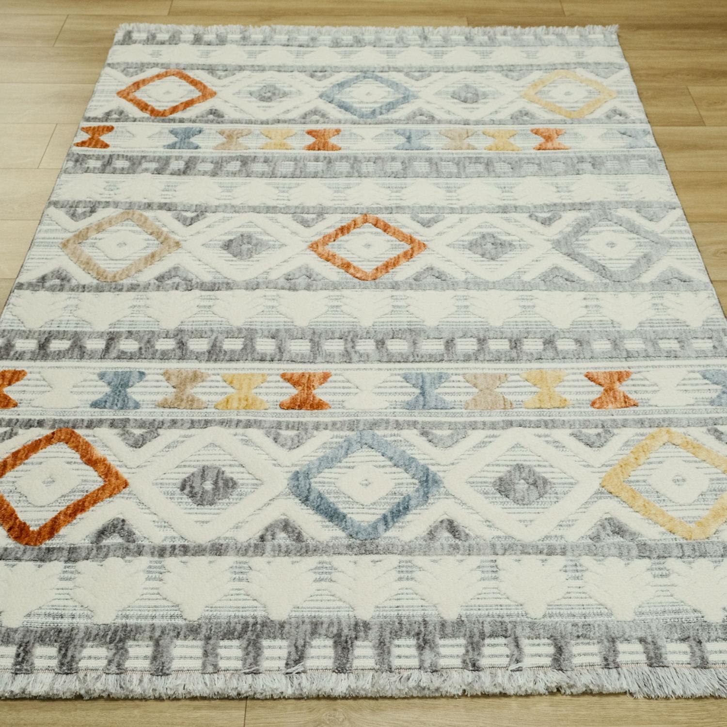 Scandinavian Patterned Machine Woven Carpet