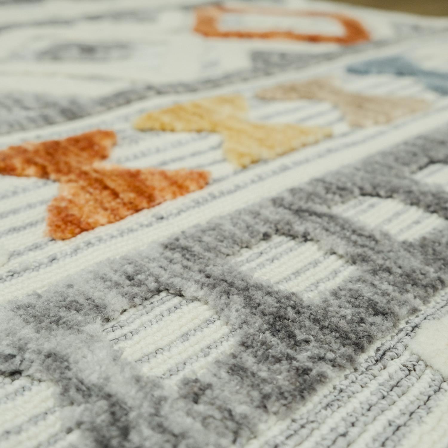 Scandinavian Patterned Machine Woven Carpet