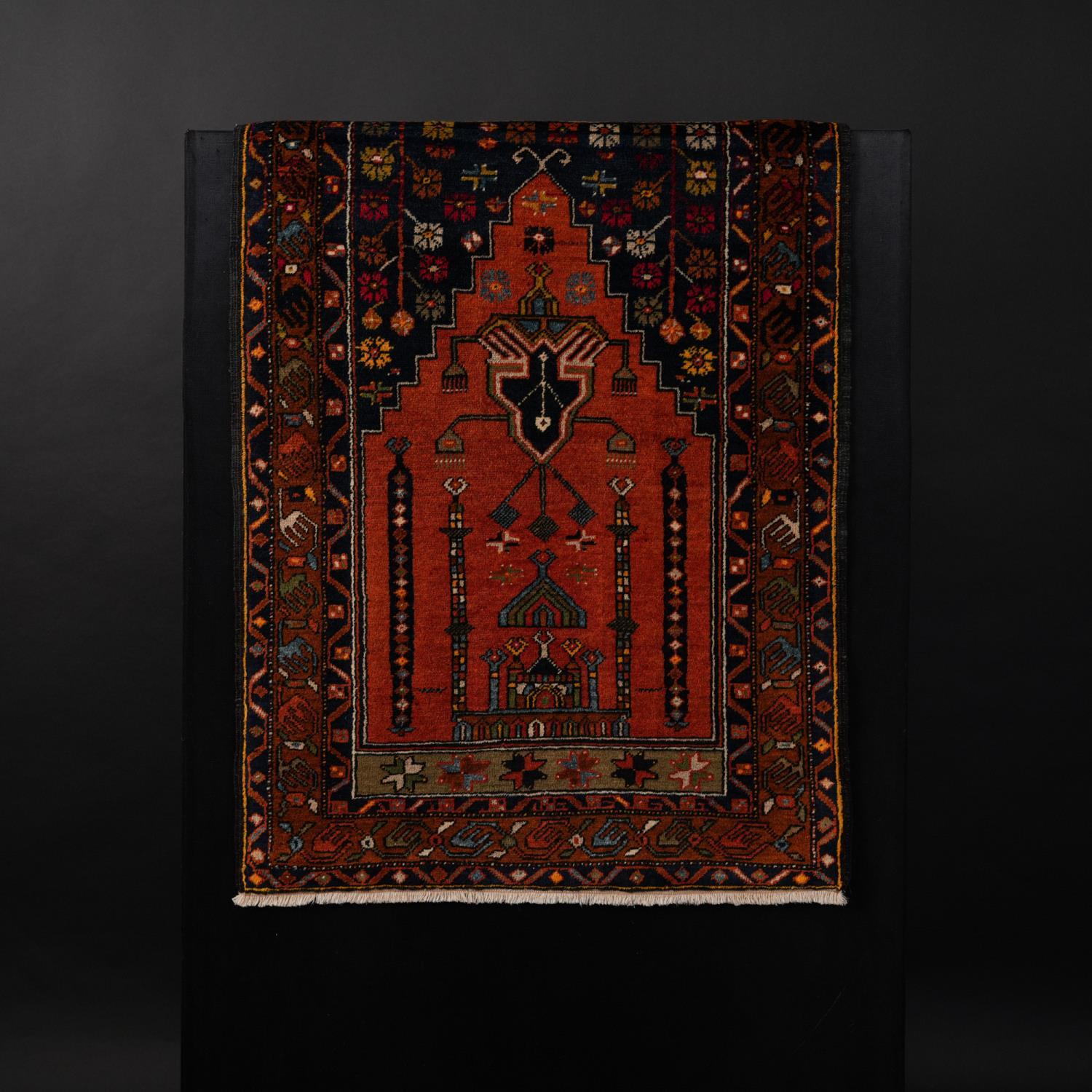 Köy Dokuma 80+ Yaş Sandık Eskisi Kök Boya Yahyalı Seccade Halı