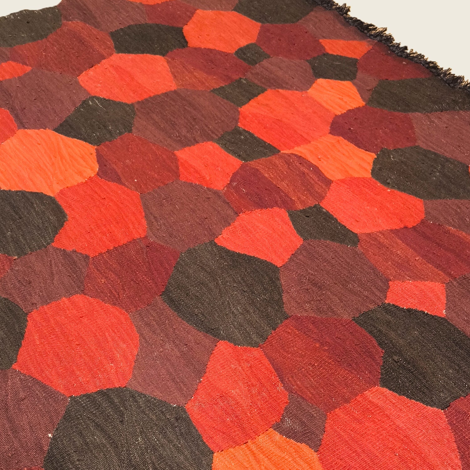 Studio Potato Liber El Dokuması Kilim