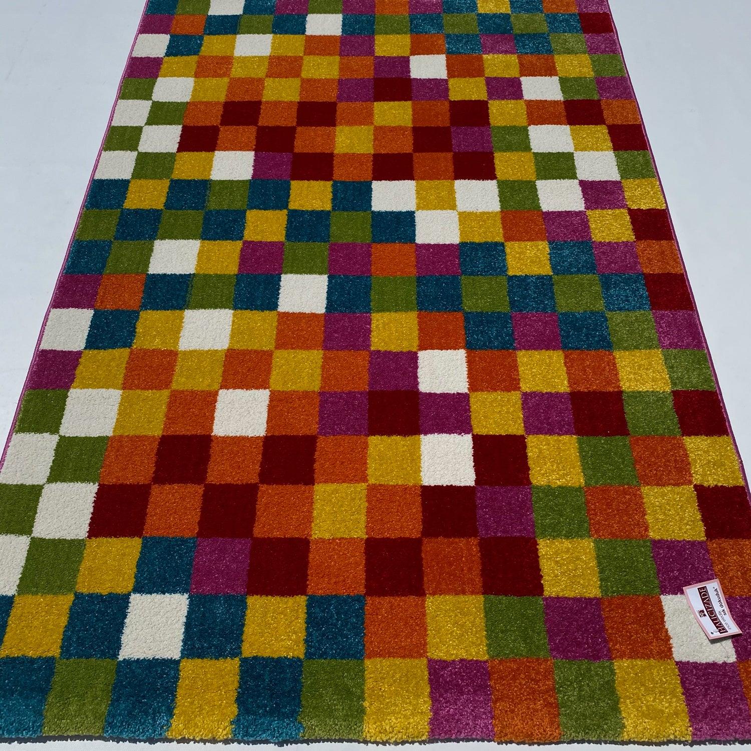 Geometrik Desenli Makine Dokuma Halı