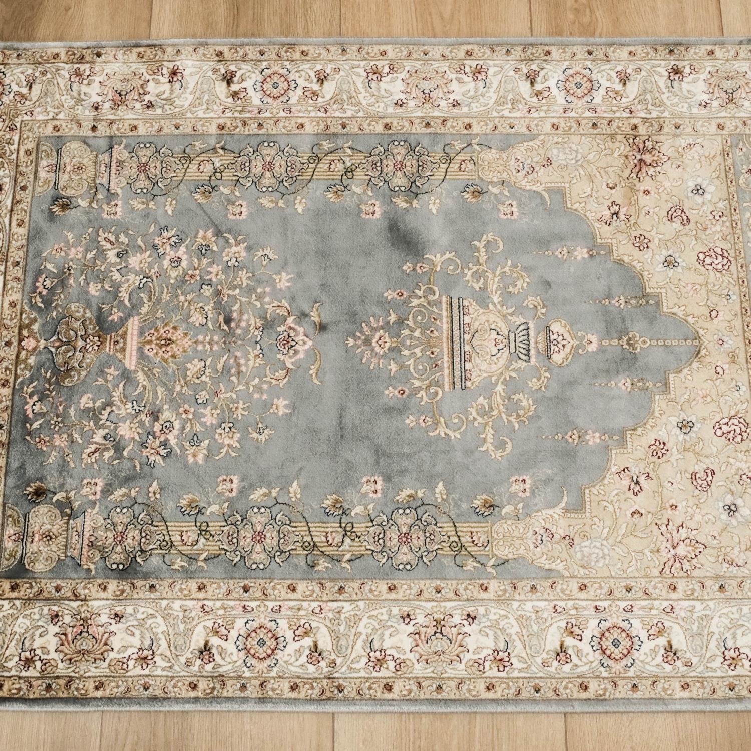 Mihrap Tasarım Gri Halı Seccade