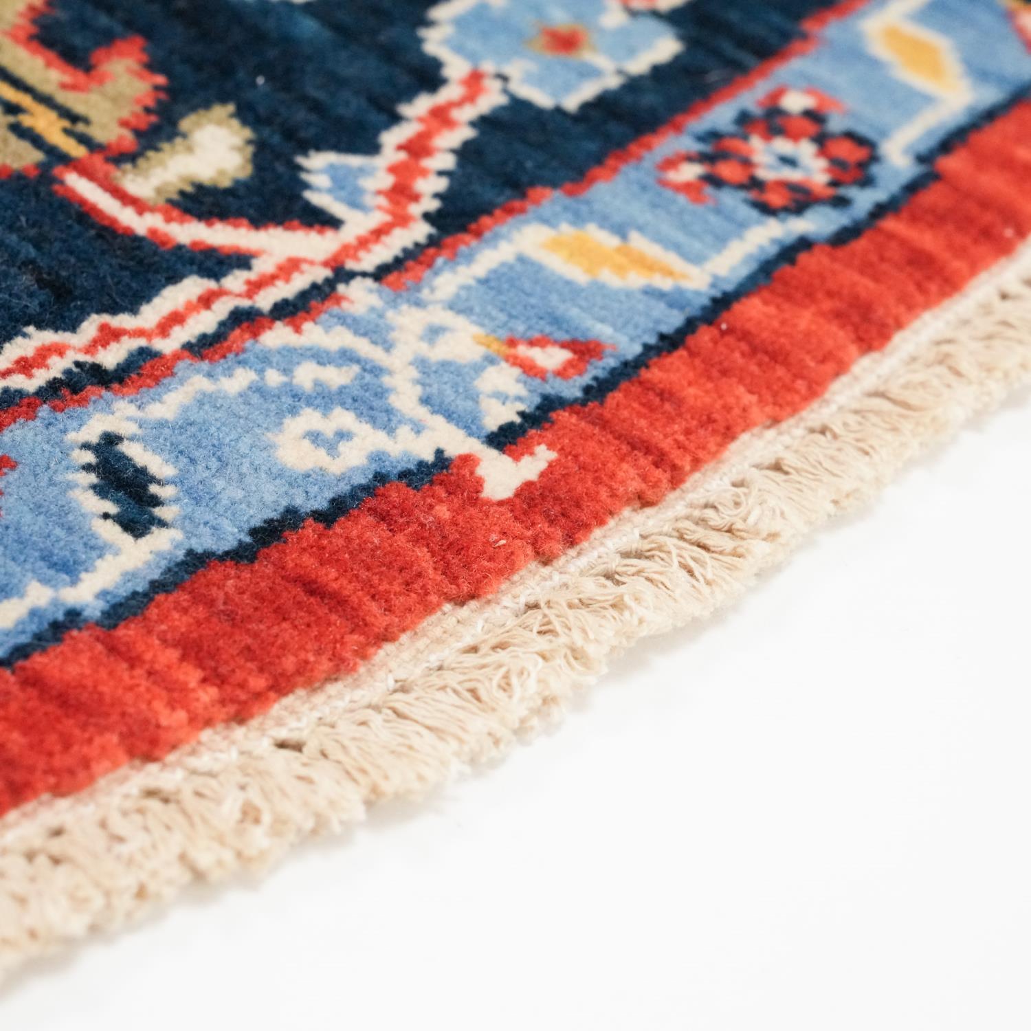 Tempus Series Anatolian Pattern Red Wool Round Loom-Woven Rug