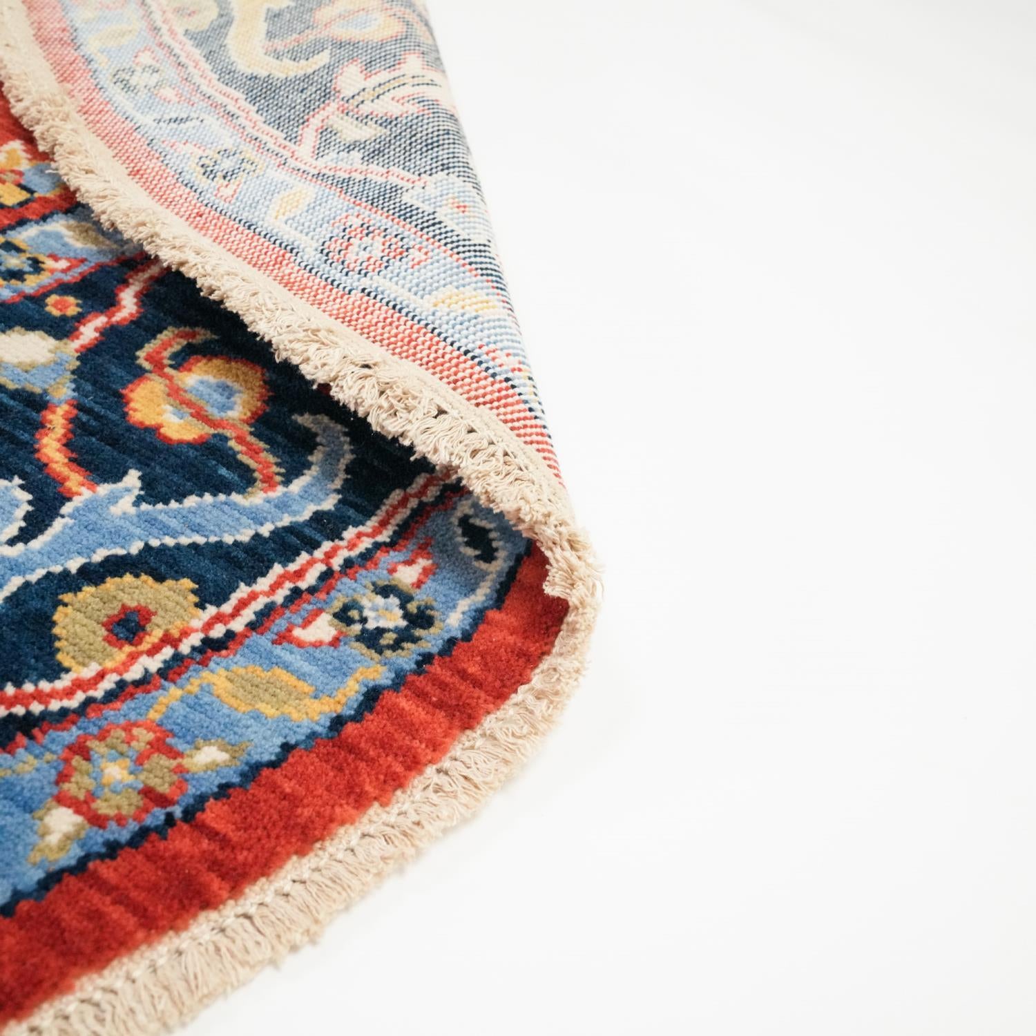 Tempus Series Anatolian Pattern Red Wool Round Loom-Woven Rug