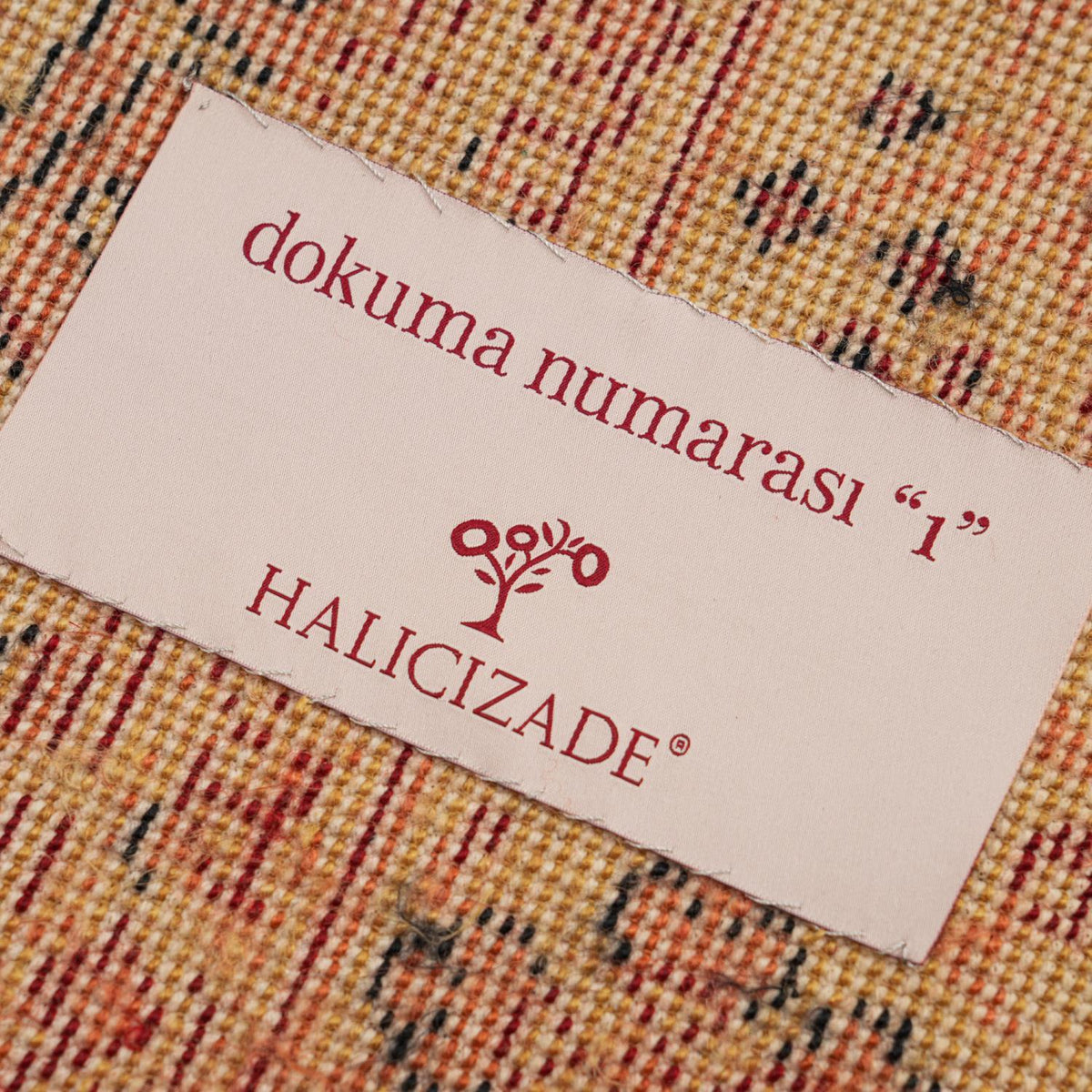 Zade Serisi Vintage Desenli Kırmızı Doğal Tezgah Dokuma Halı