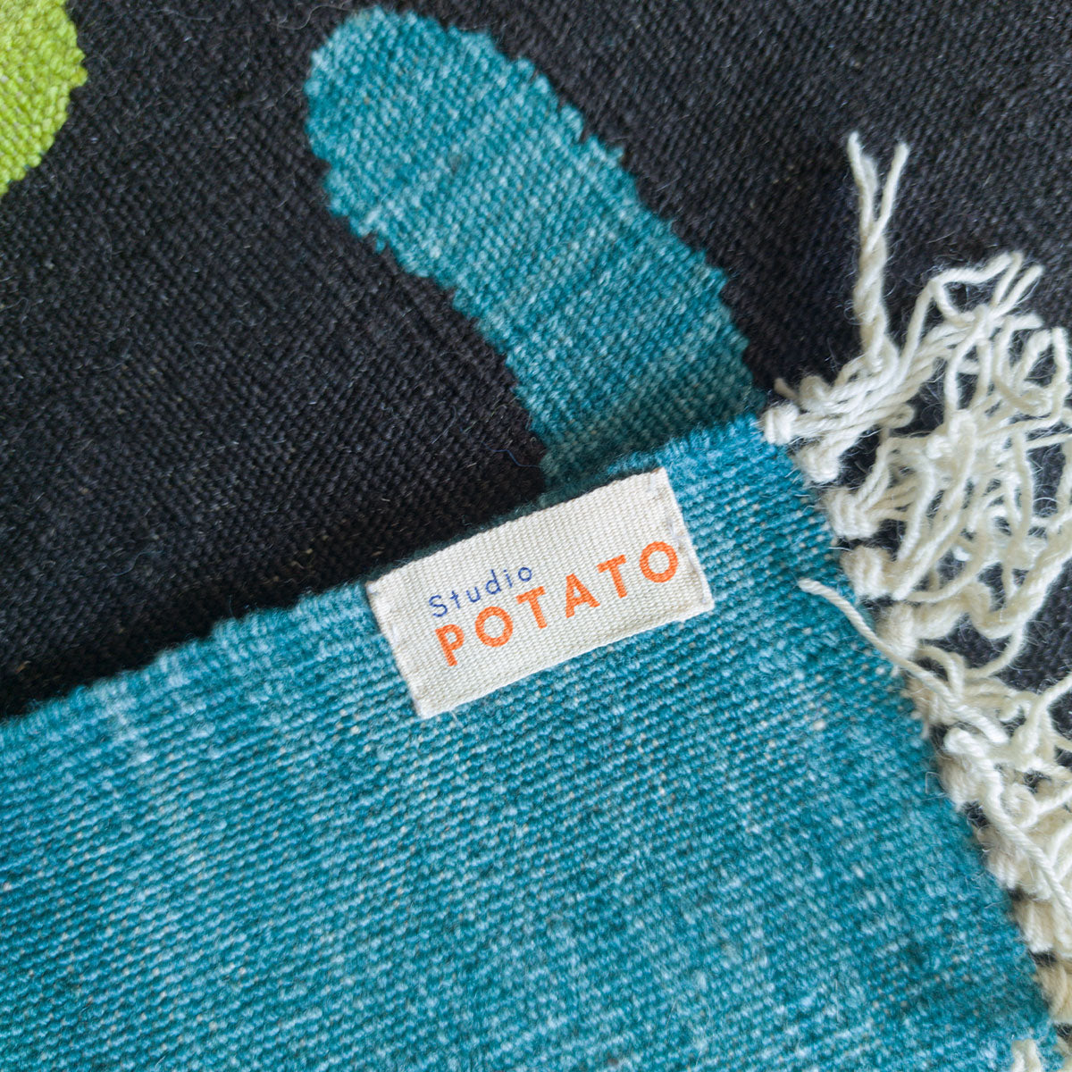 Studio Potato Drop El Dokuması Kilim