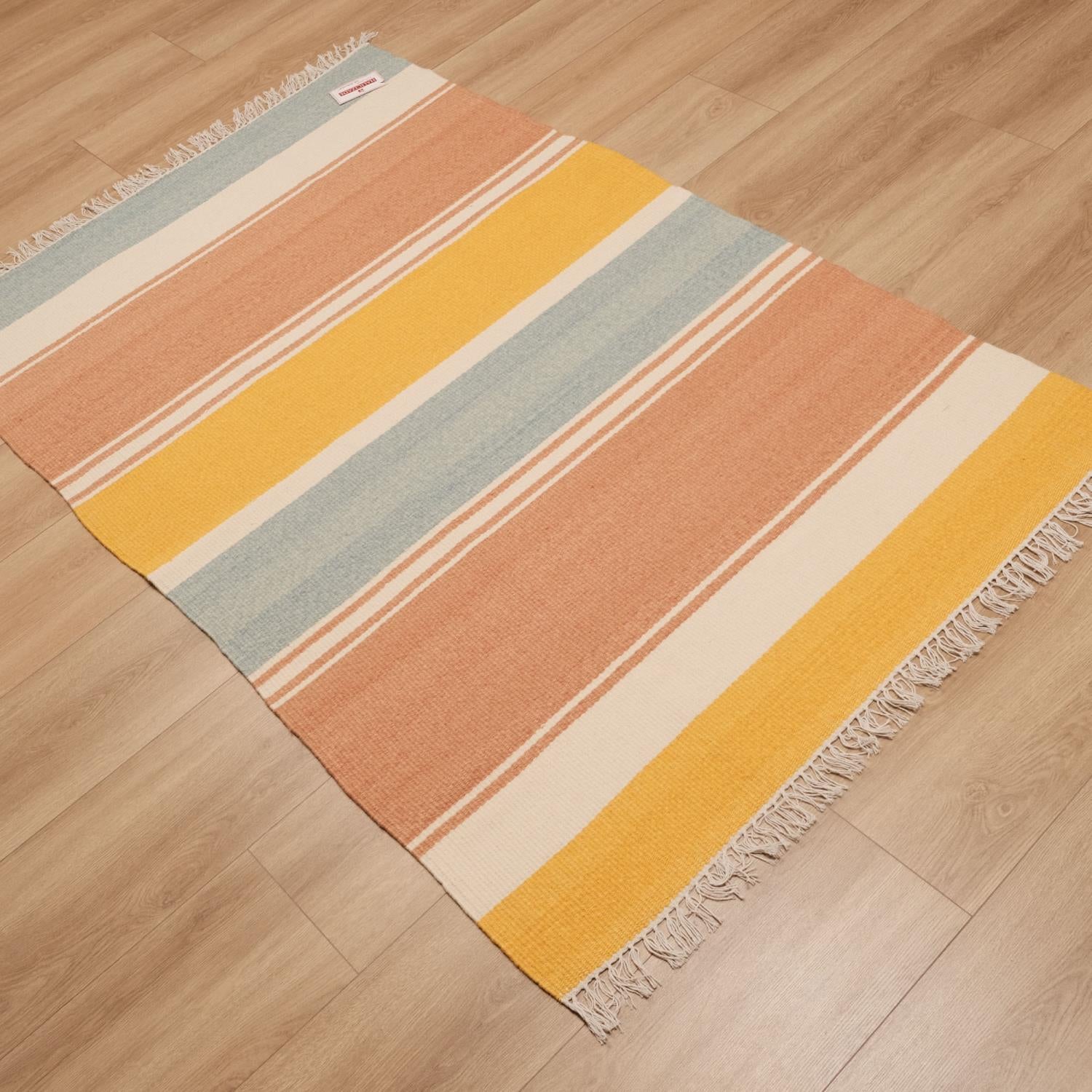 Çizgi Desenli Makine Dokuma Kilim
