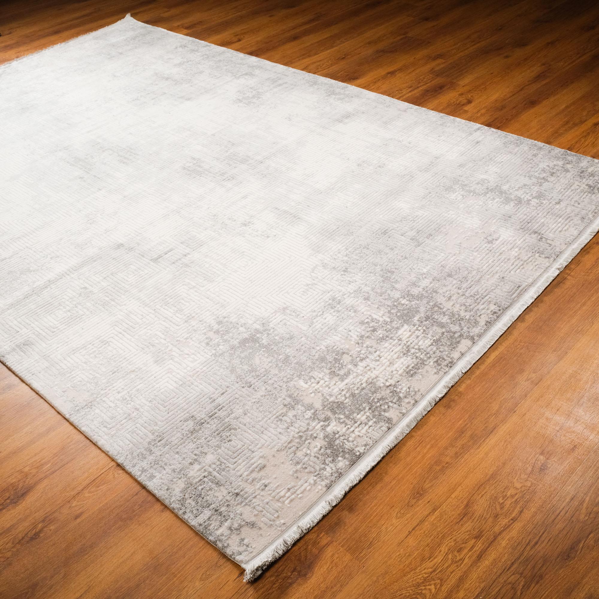 Geometrik Desenli Makine Dokuma Halı