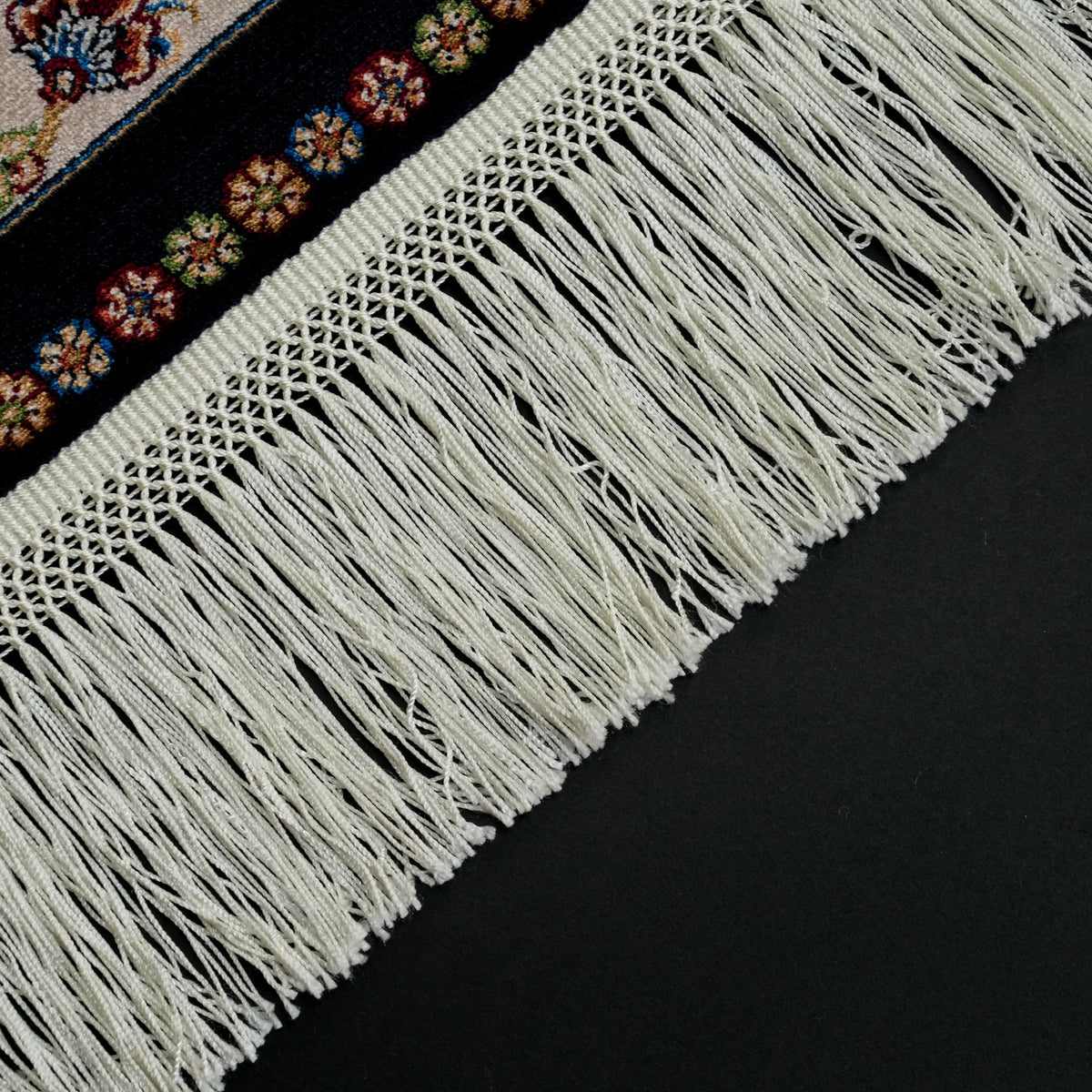 Ağaç Desenli Lacivert Bambu Halı — klasik desen