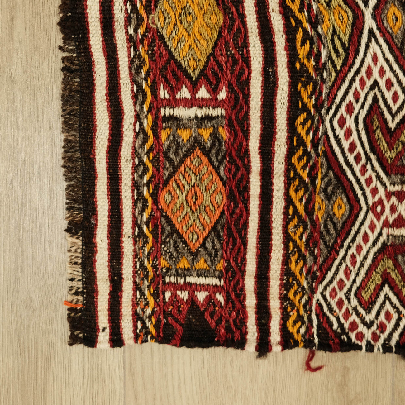 Anadolu Desenli El Dokuma Mut Cicim Kilim — yün