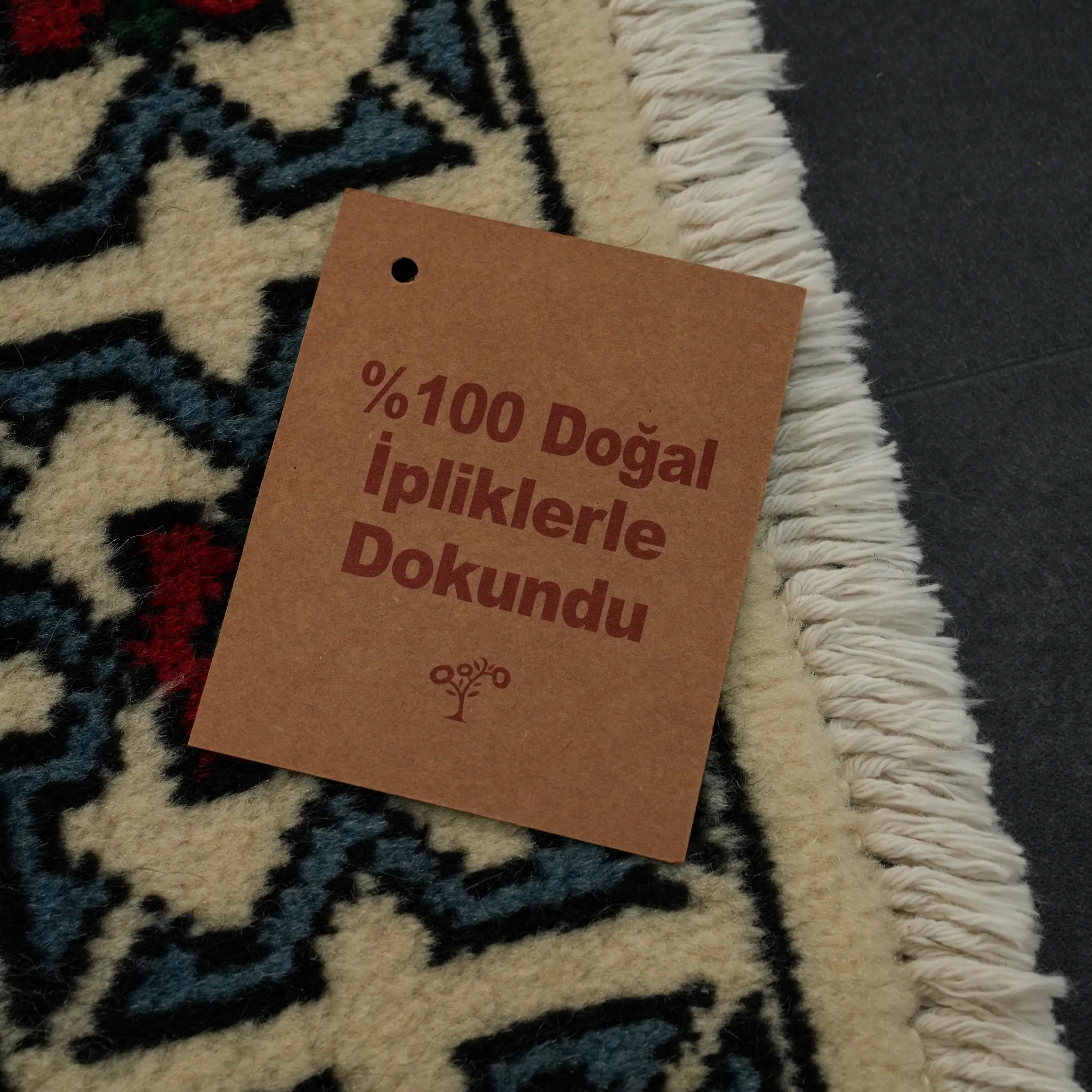 Anadolu Desenli  El Dokuma Sandık Eskisi Halı