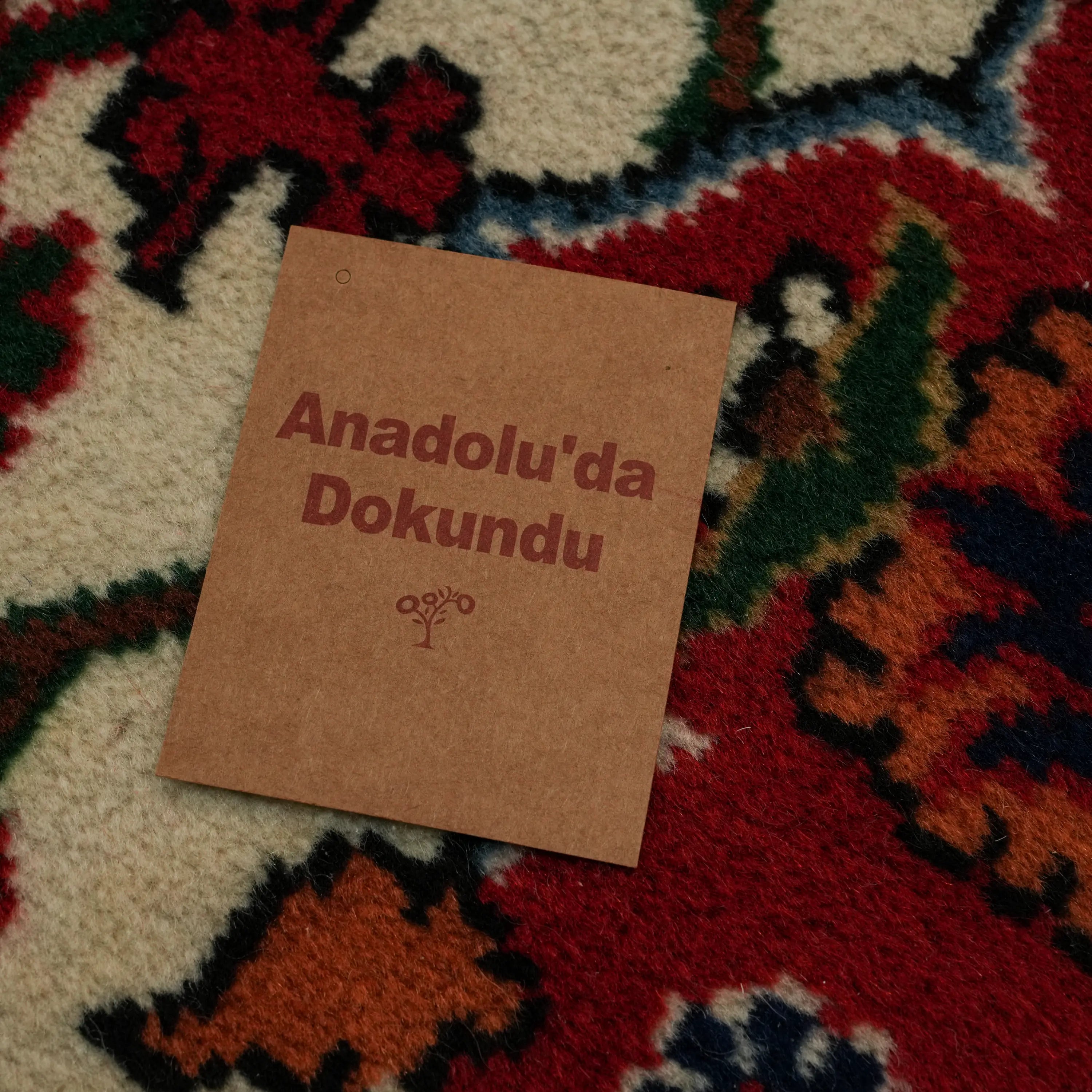 Anadolu Desenli  El Dokuma Sandık Eskisi Halı