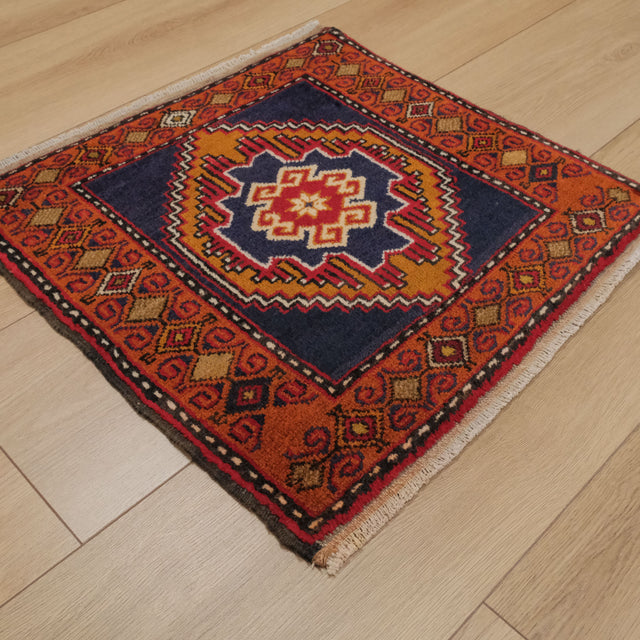 Anadolu Desenli Rengarenk Yün Köy Dokuma Halı, 57x60 cm — Halıcızade