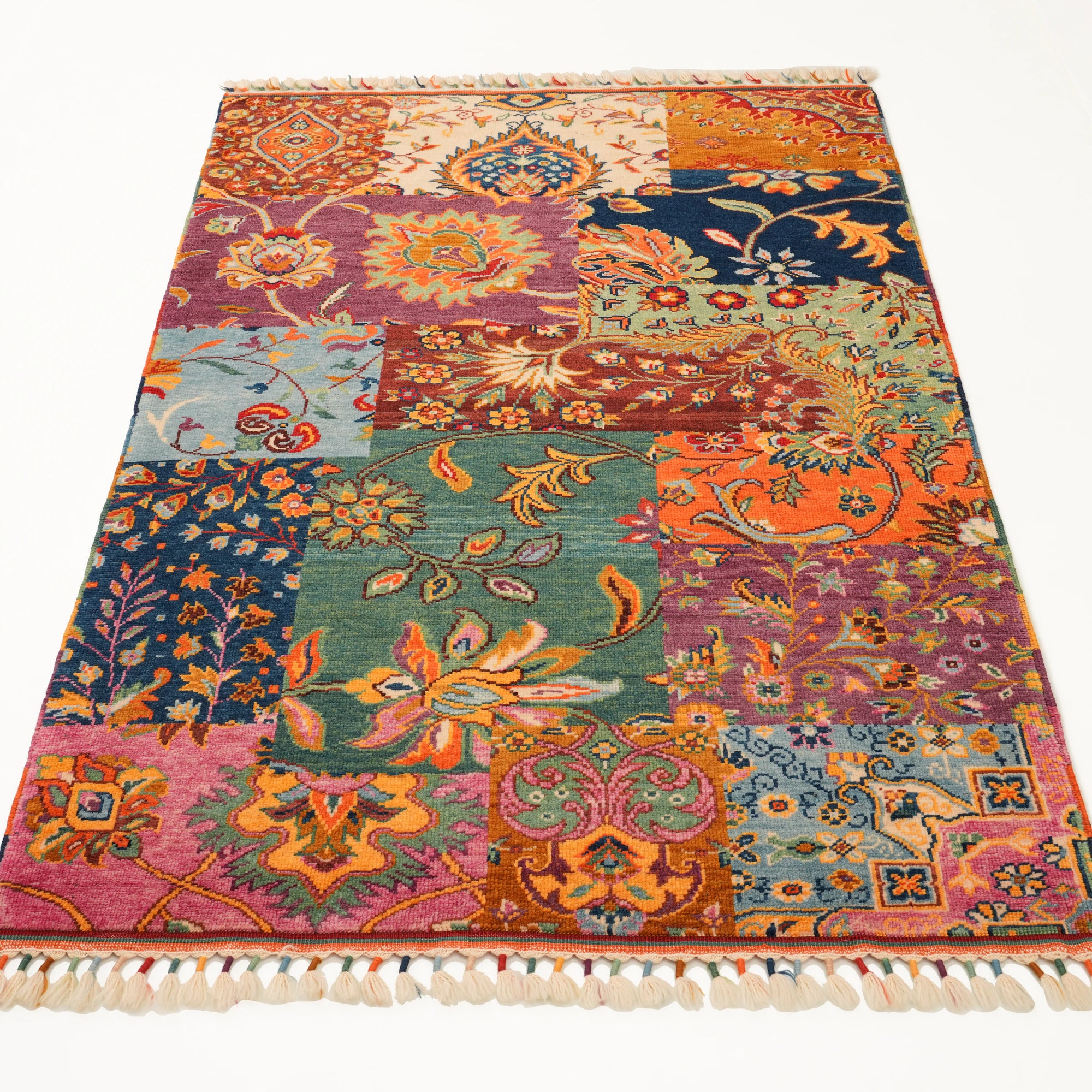 Anadolu Şal Serisi El Dokuma Patchwork Desenli Yün Rengarenk Halı — 81x120, 118x186 cm