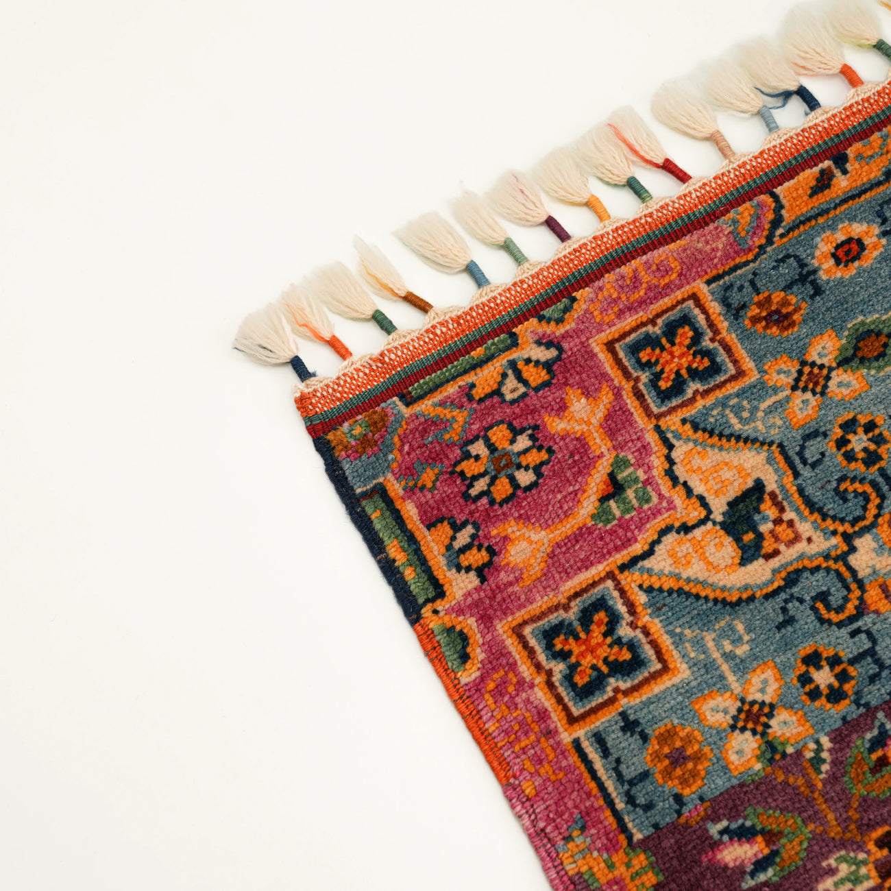 Anadolu Şal Serisi El Dokuma Patchwork Desenli Yün Rengarenk Halı — oturma odası halısı