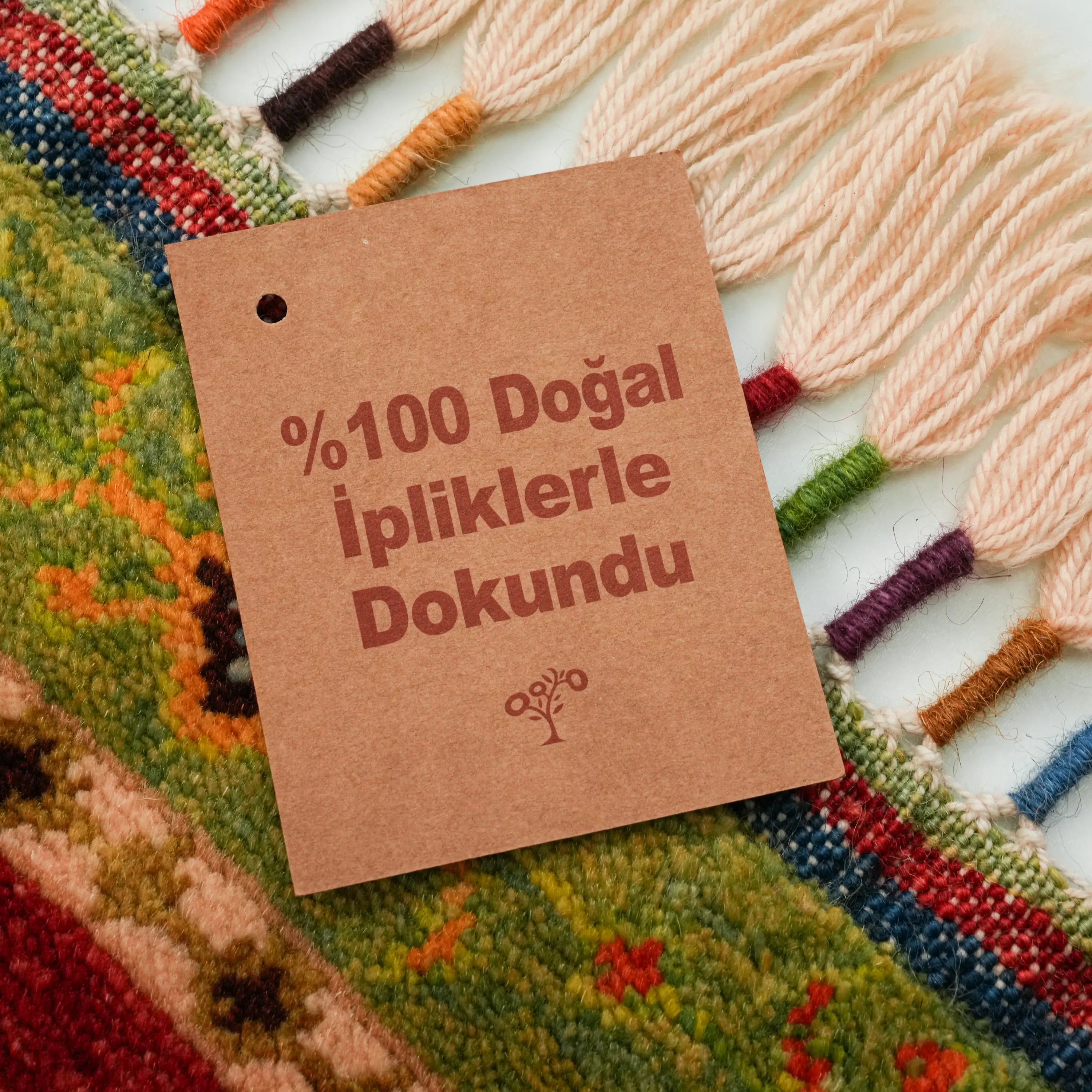 Anadolu Şal Serisi El Dokuma Rengarenk Sivas Zara Desenli Yün Halı