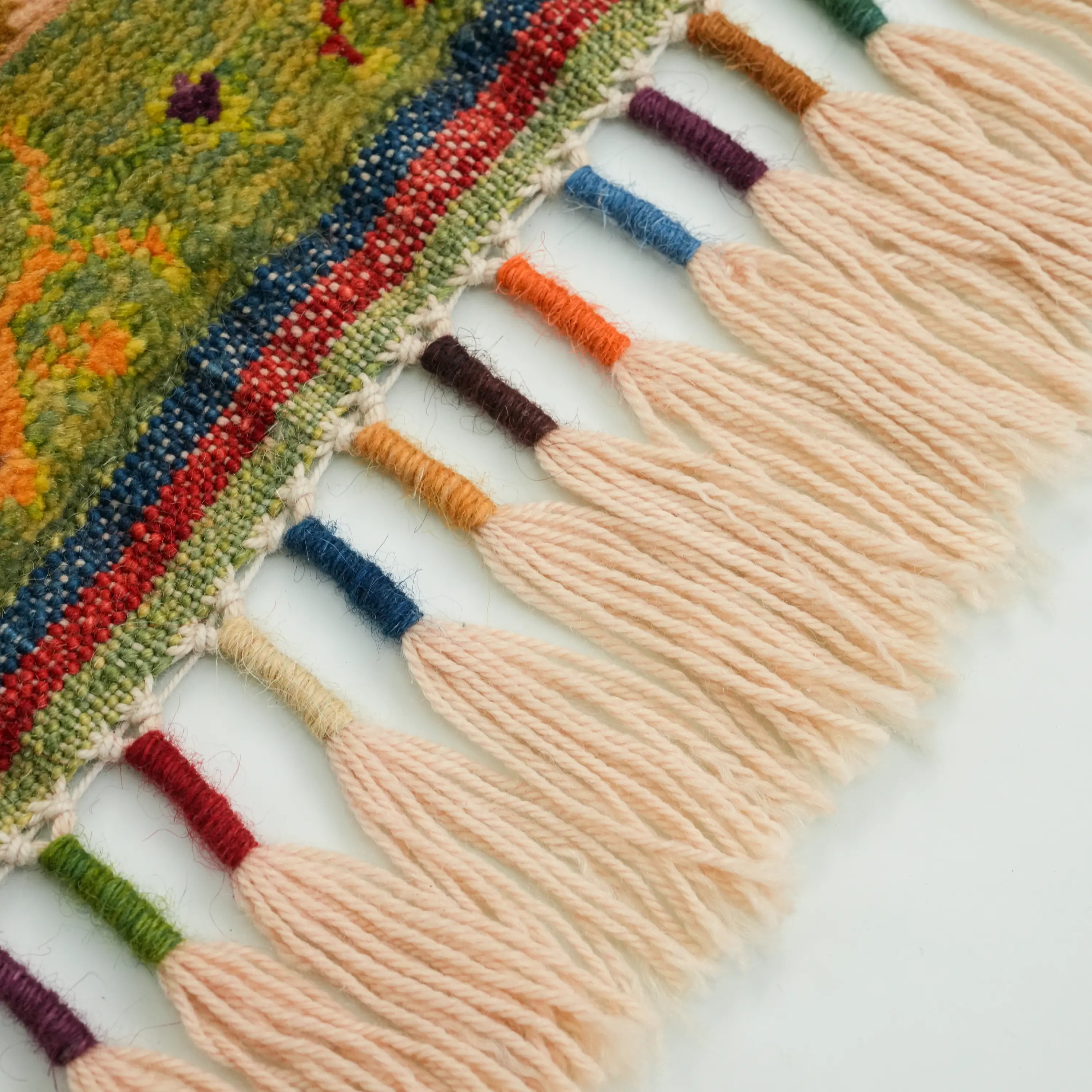 Anadolu Şal Serisi El Dokuma Rengarenk Sivas Zara Desenli Yün Halı