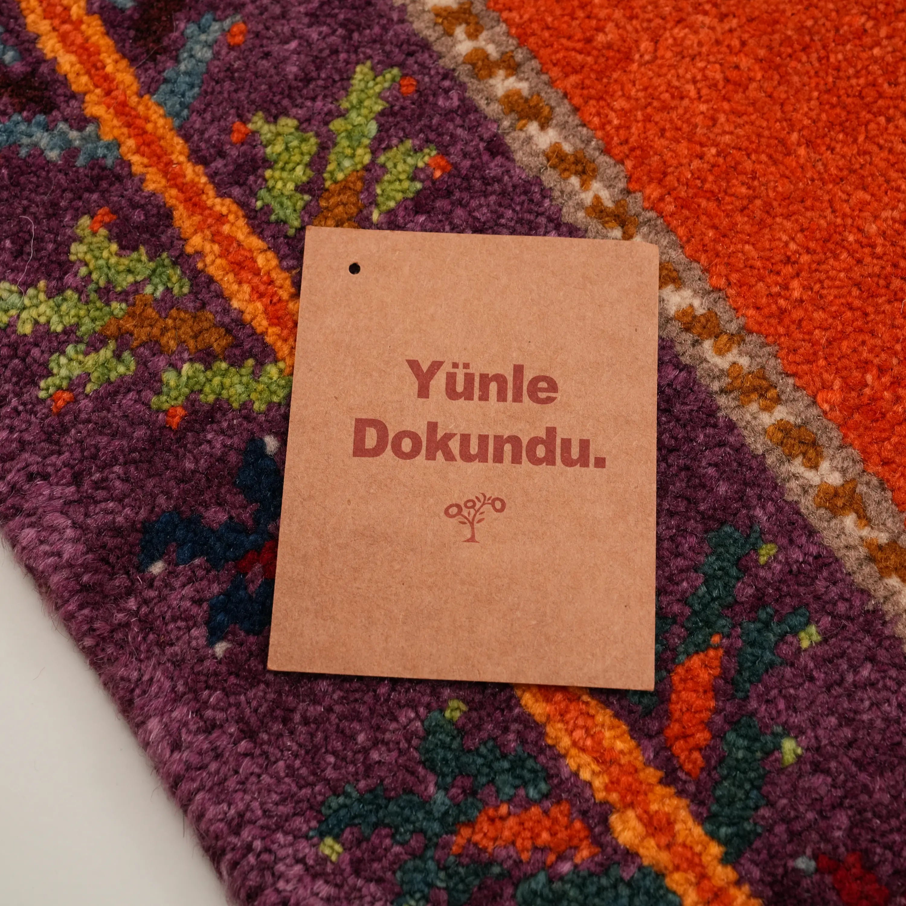 Anadolu Şal Serisi El Dokuma Şal Desenli Rengarenk Yün Halı