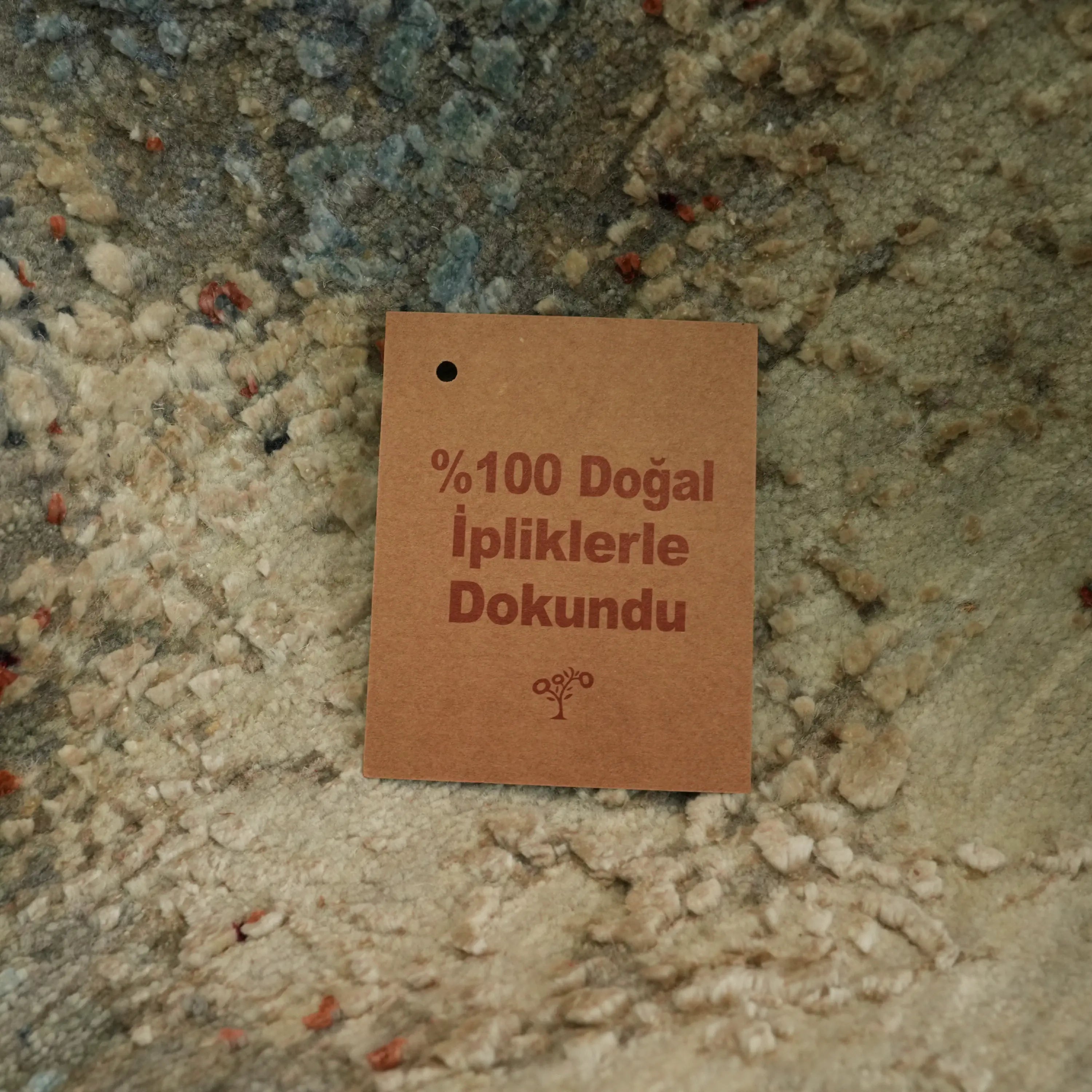 Aren Series Handwoven Geometric Pattern Anthracite Silk Rug