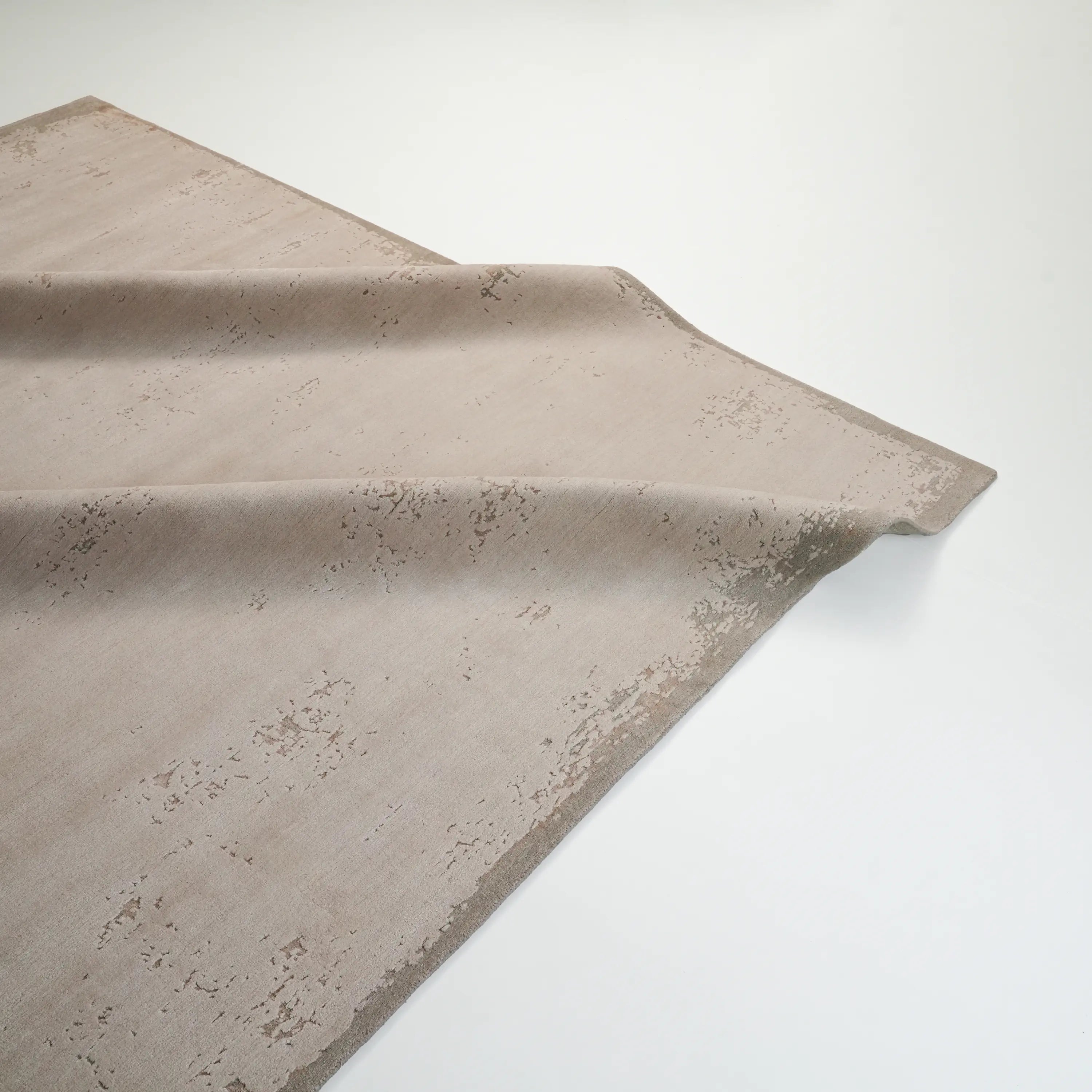 Aren Series Handwoven Plain Pattern Wool Gray Rug