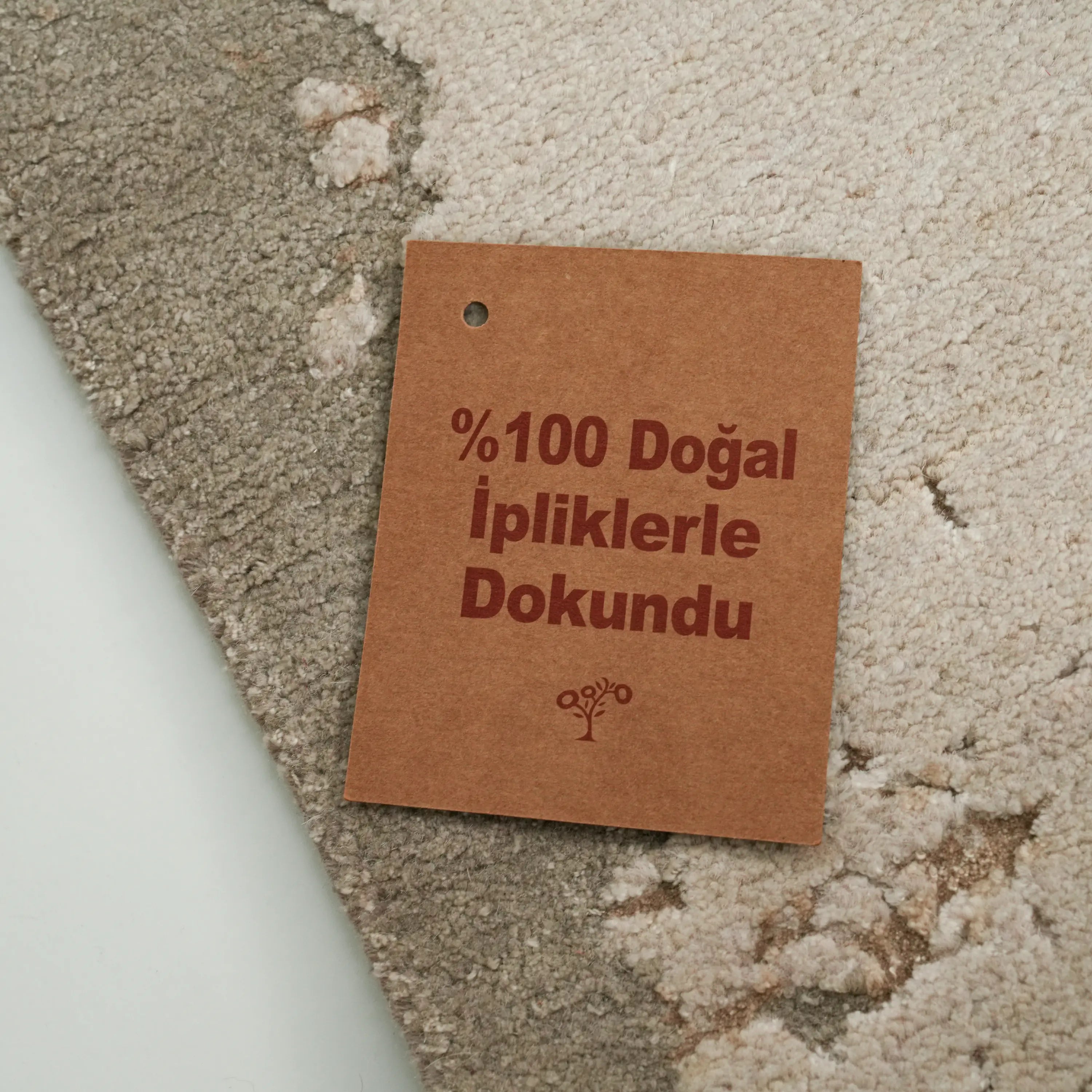 Aren Series Handwoven Plain Pattern Wool Gray Rug