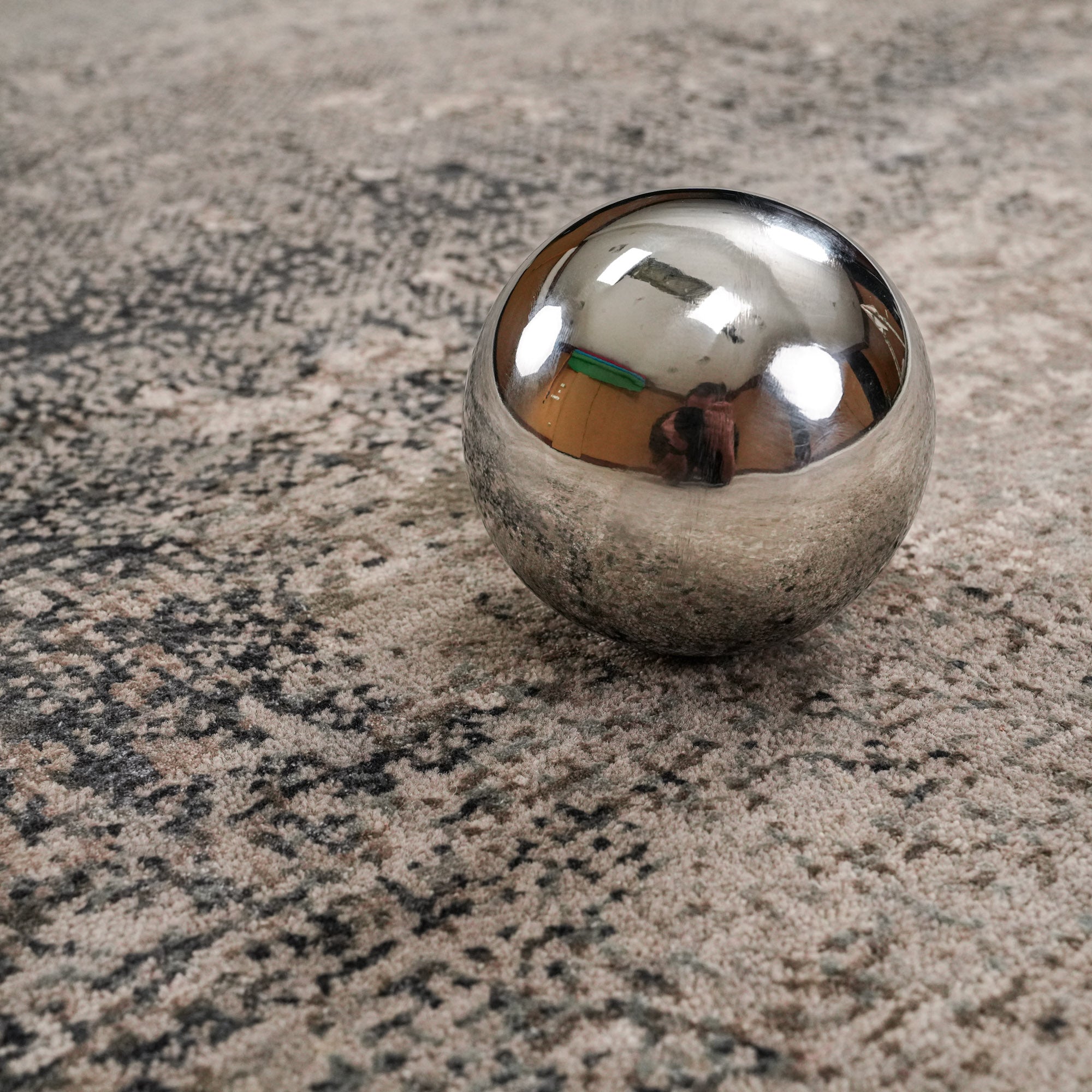 Aren Series Handwoven Abstract Patterned Gray Rug