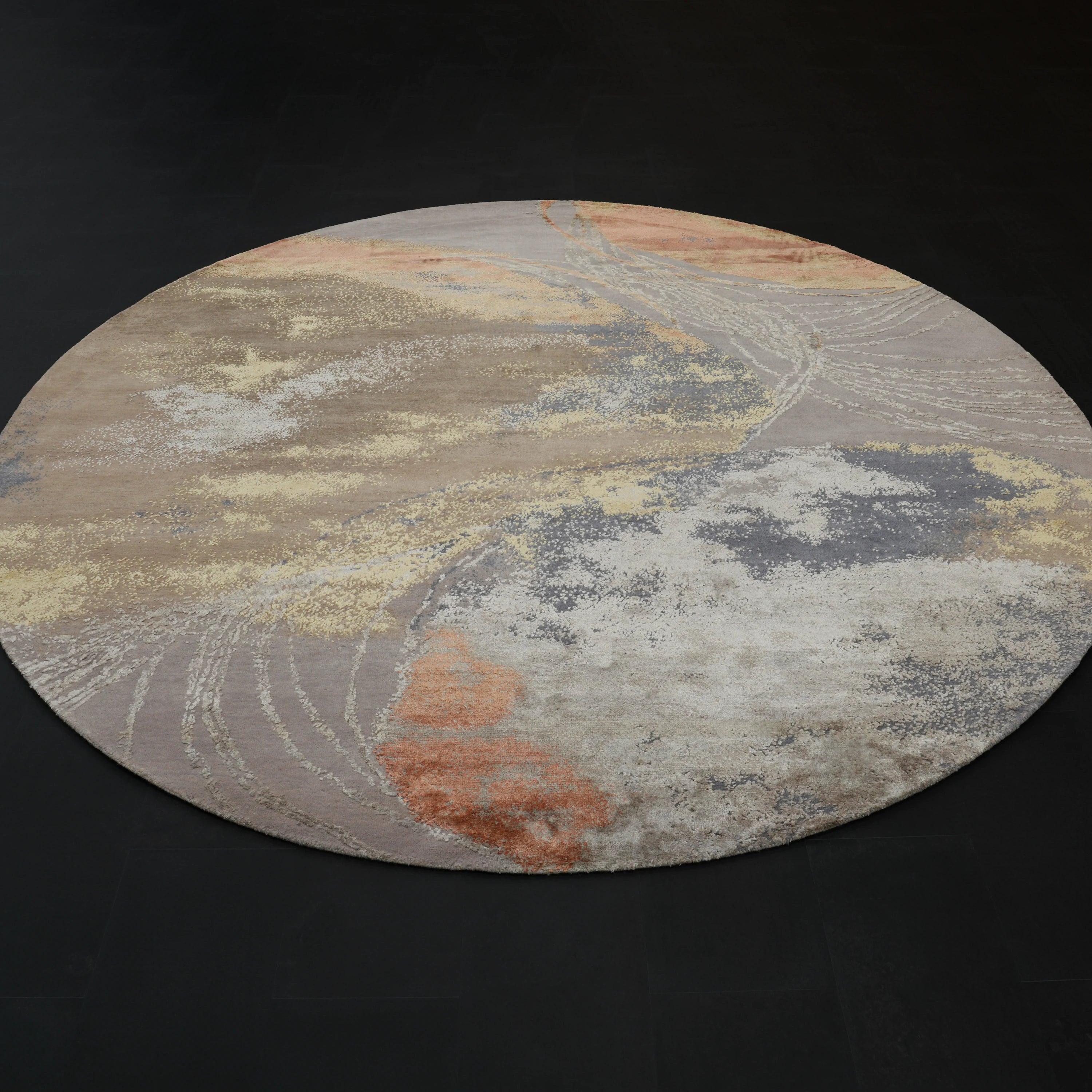 Aren Serisi El Dokuma Soyut Desenli Gri Yün İpekli Yuvarlak Halı