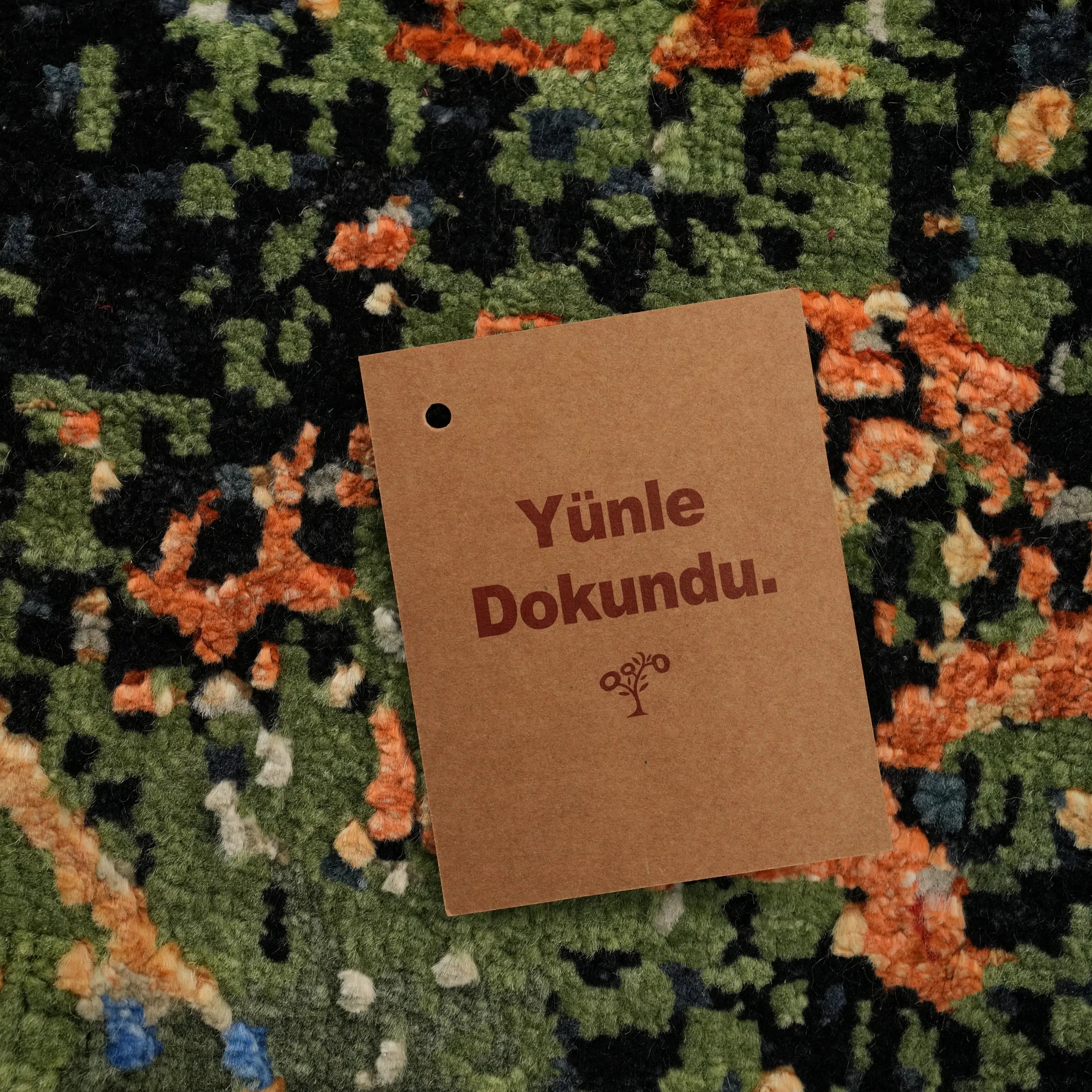 Aren Series Handwoven Abstract Pattern Colorful Wool Rug