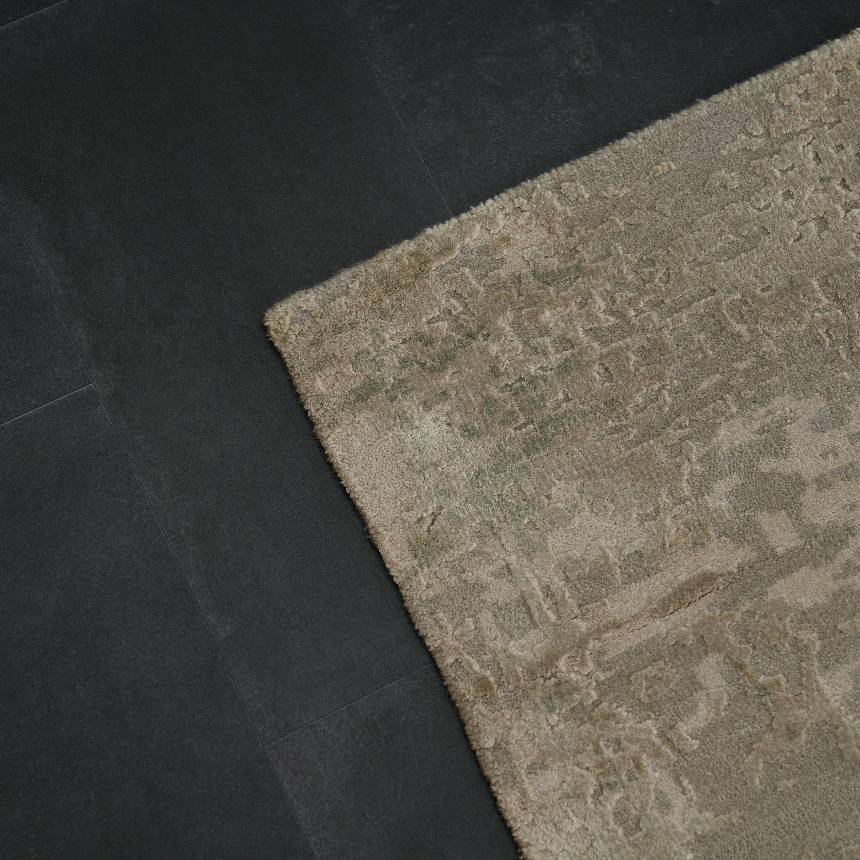 Aren Serisi El Dokuma Soyut Desenli Vizon Yün Halı