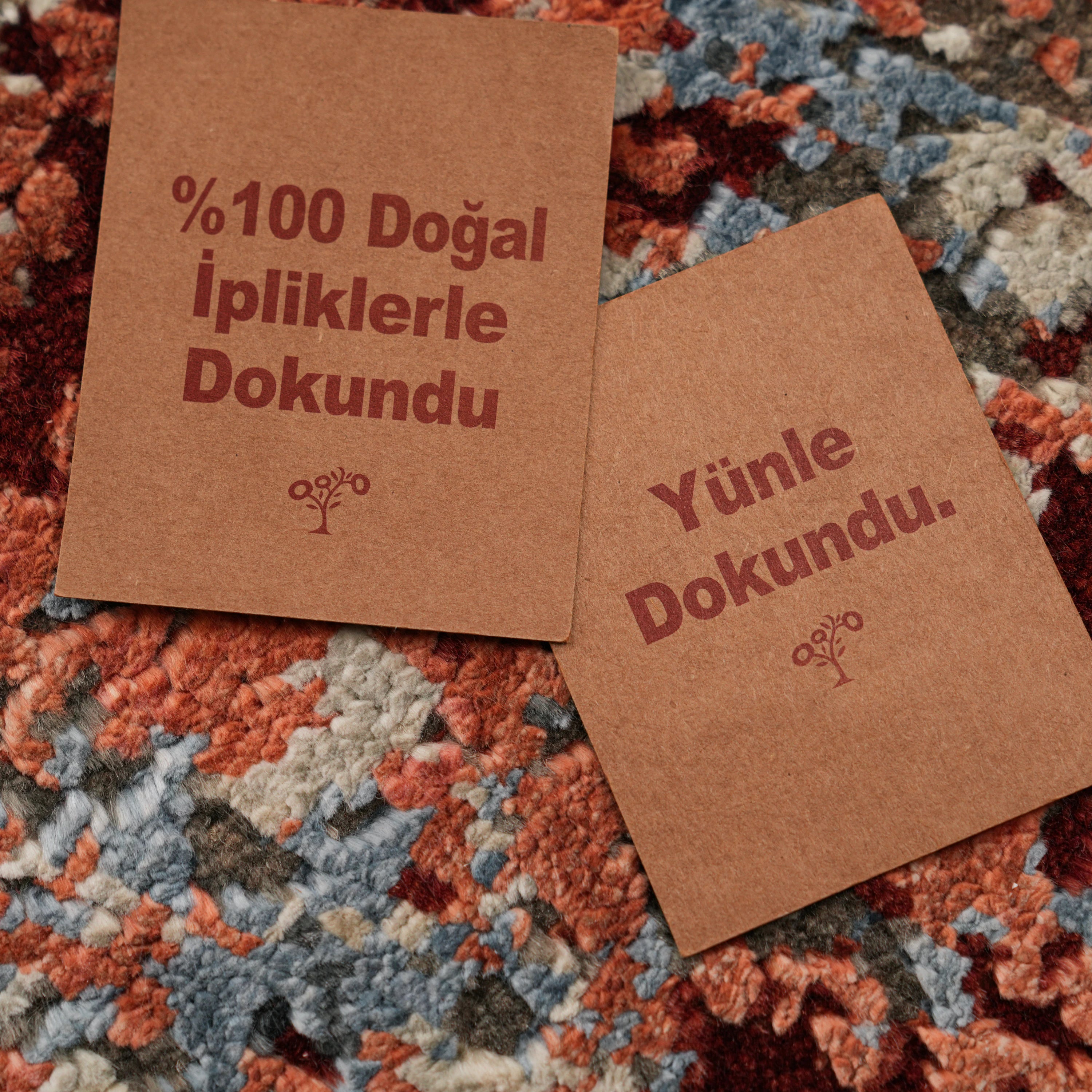 Aren Serisi El Dokuma Soyut Desenli Yün Rengarenk Halı