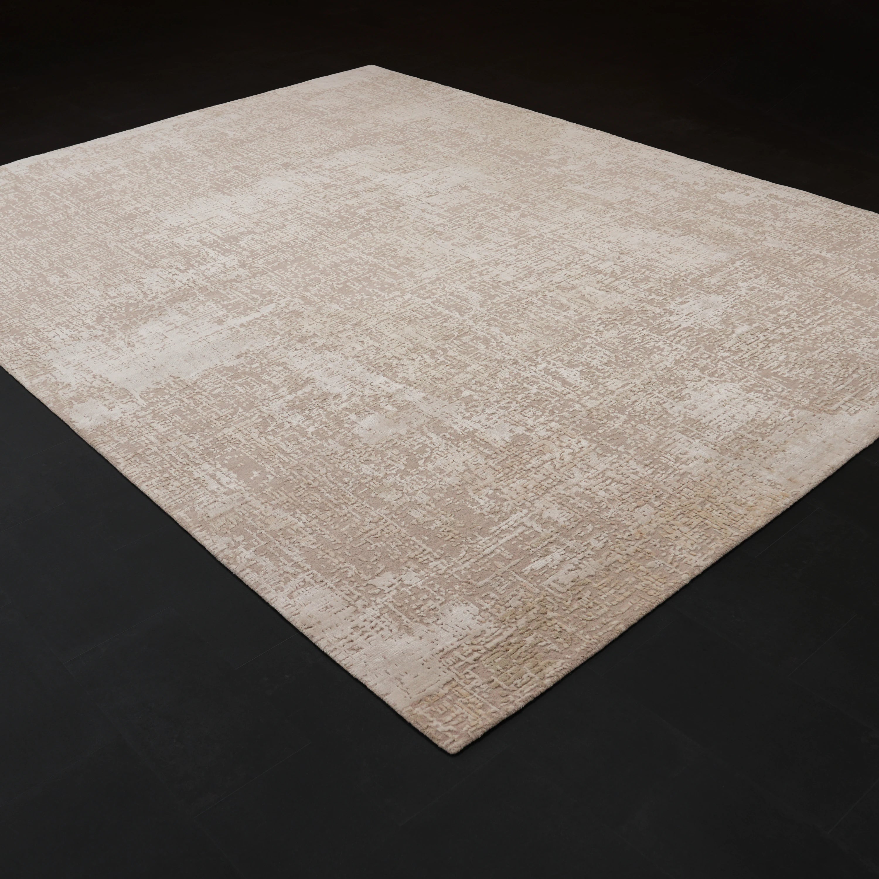 Aren Serisi El Dokuma Soyut Desenli Yün Vizon Halı