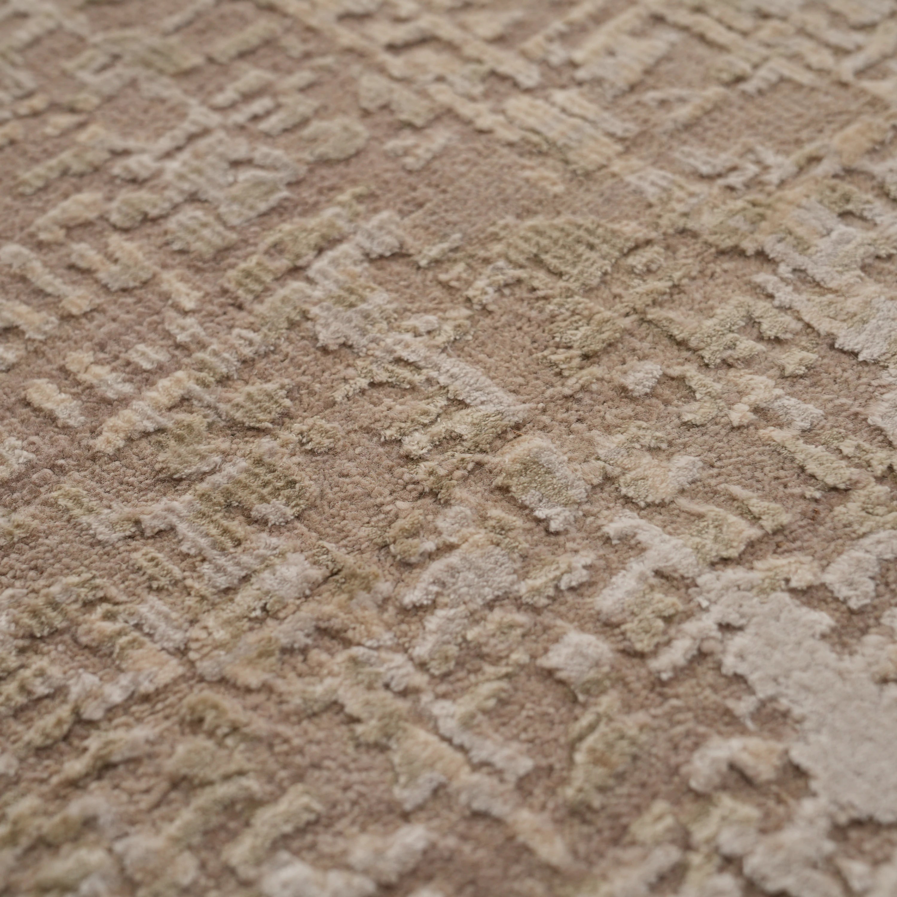 Aren Serisi El Dokuma Soyut Desenli Yün Vizon Halı