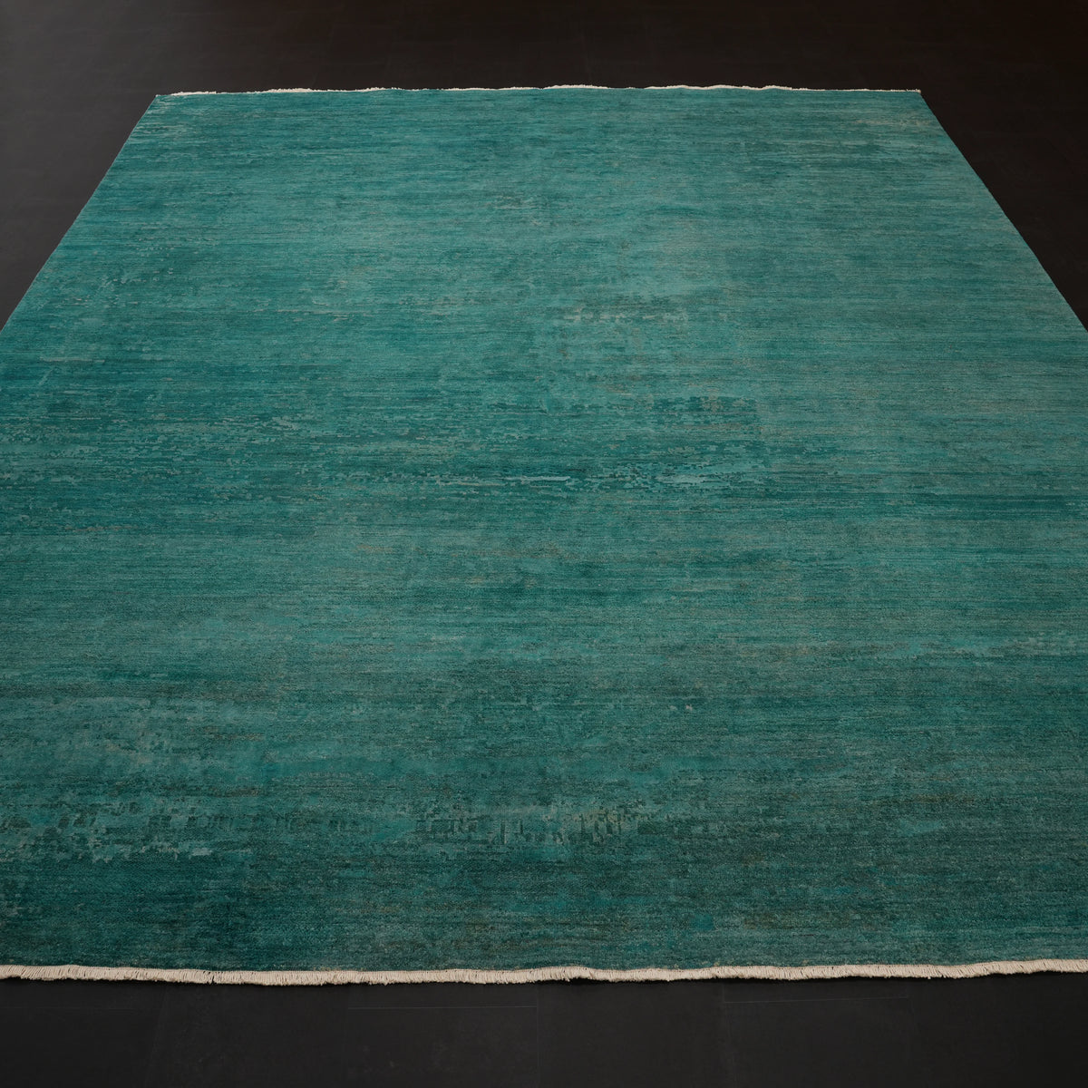 Ayan Serisi El Dokuma Sade Desenli Turkuaz Yün Halı — 270x360 cm