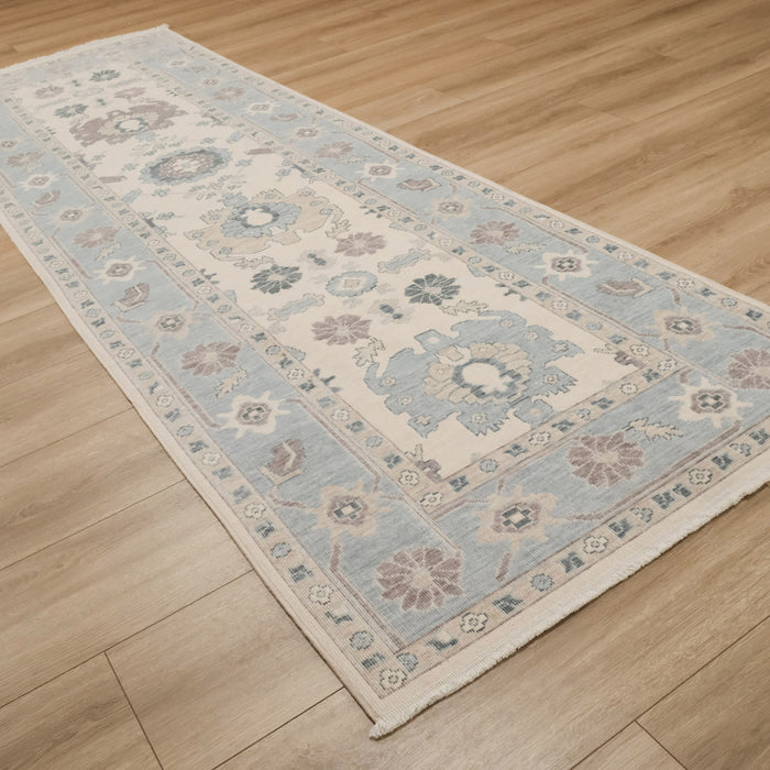 Berceste Serisi Uşak Desenli Mavi Yün Klasik Halı, 100x317 cm — Halıcızade