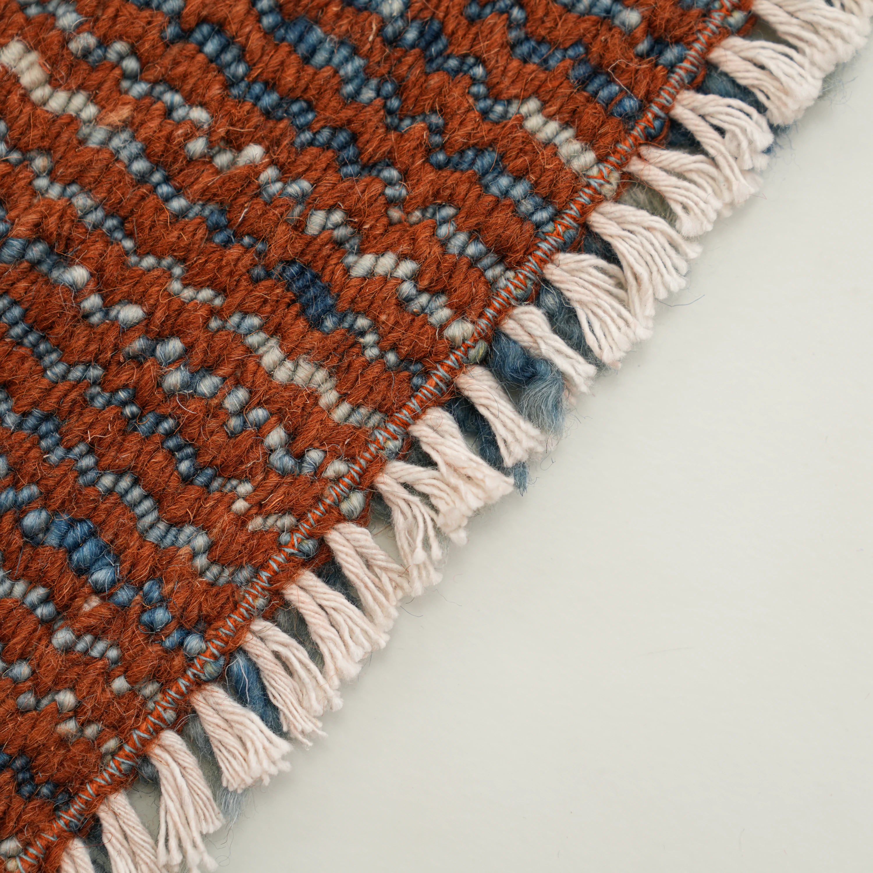 Bohem Serisi Çizgi Desenli Terra Yün Tezgah Dokuma Kilim