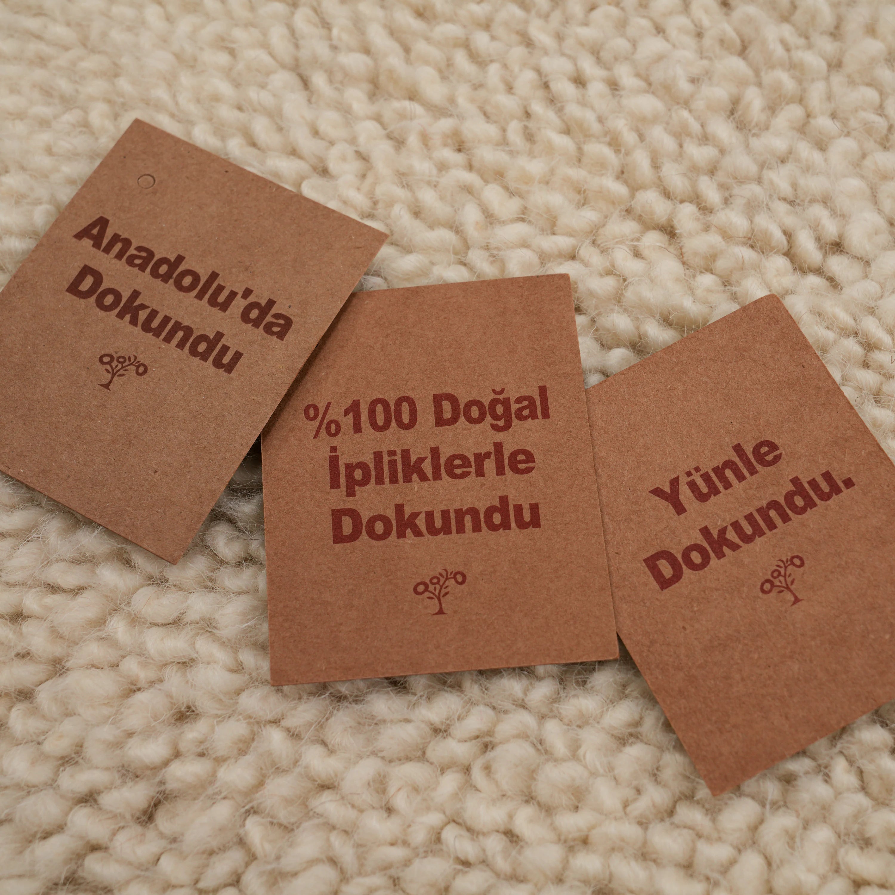 Bohem Serisi Krem Sade Desenli Yün Tezgah Dokuma Kilim