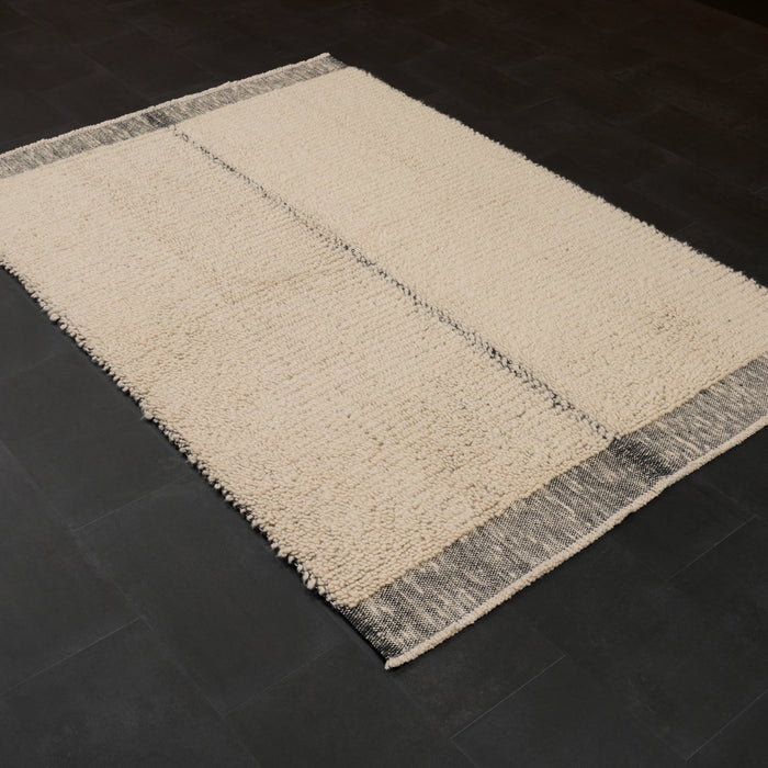 Bohem Serisi Sade Desenli Krem Yün Tezgah Dokuma Kilim, 135x200 cm — Halıcızade