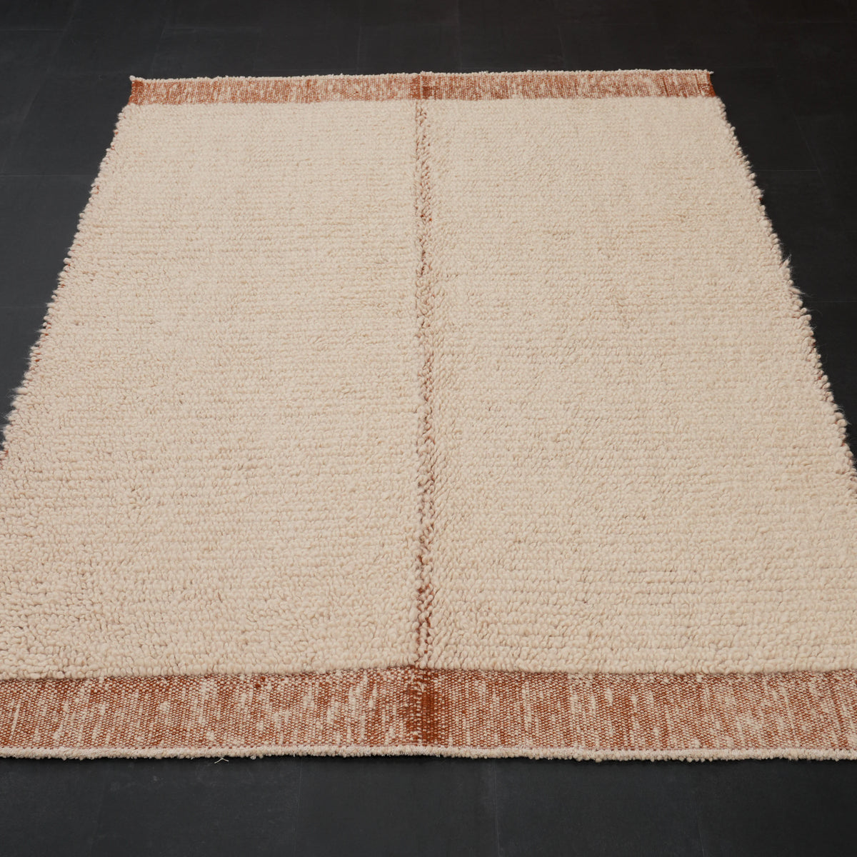 Bohem Serisi Sade Desenli Yün Krem Tezgah Dokuma Kilim — 138x200 cm