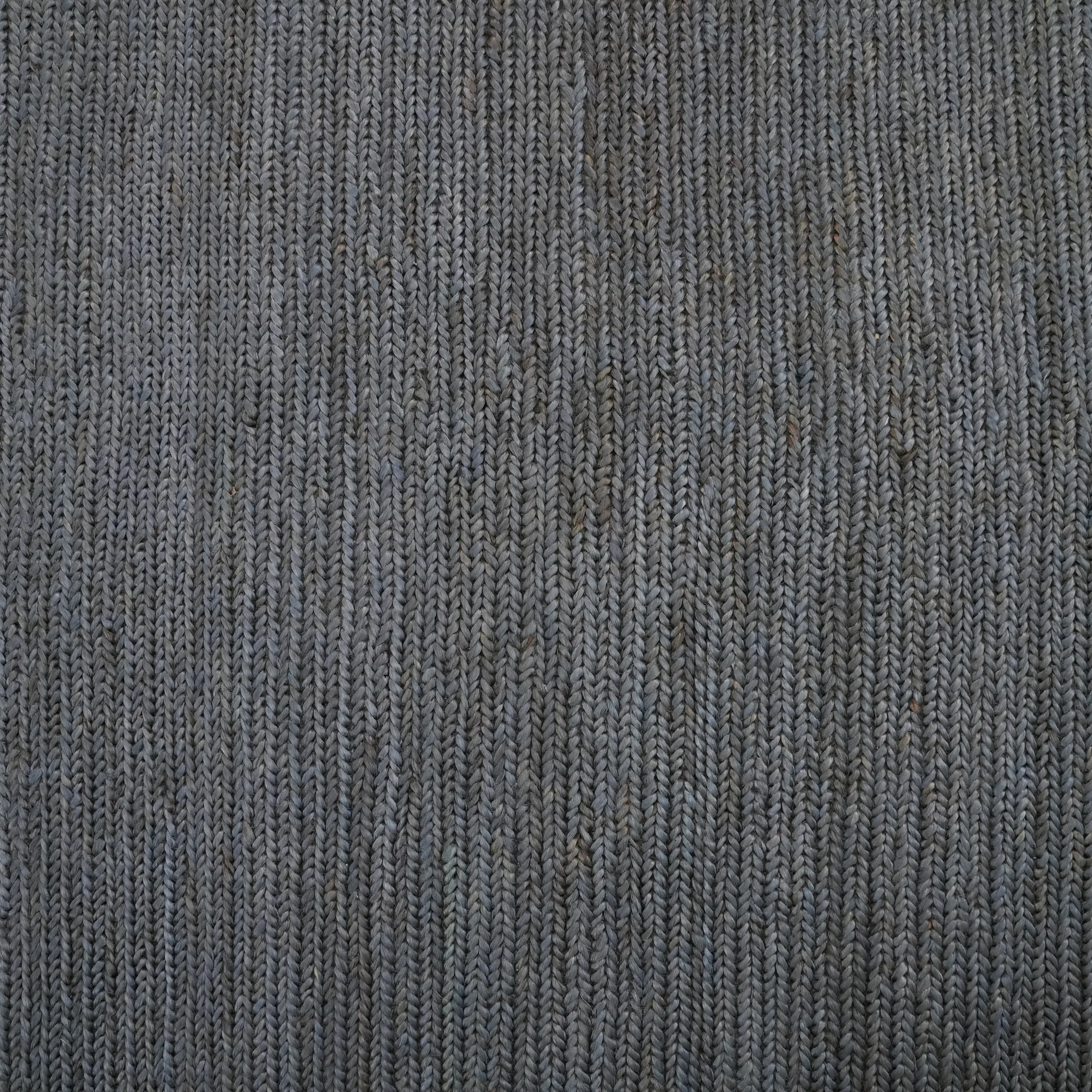 Bolga Serisi El Dokuma Sade Desenli Antrasit Halı